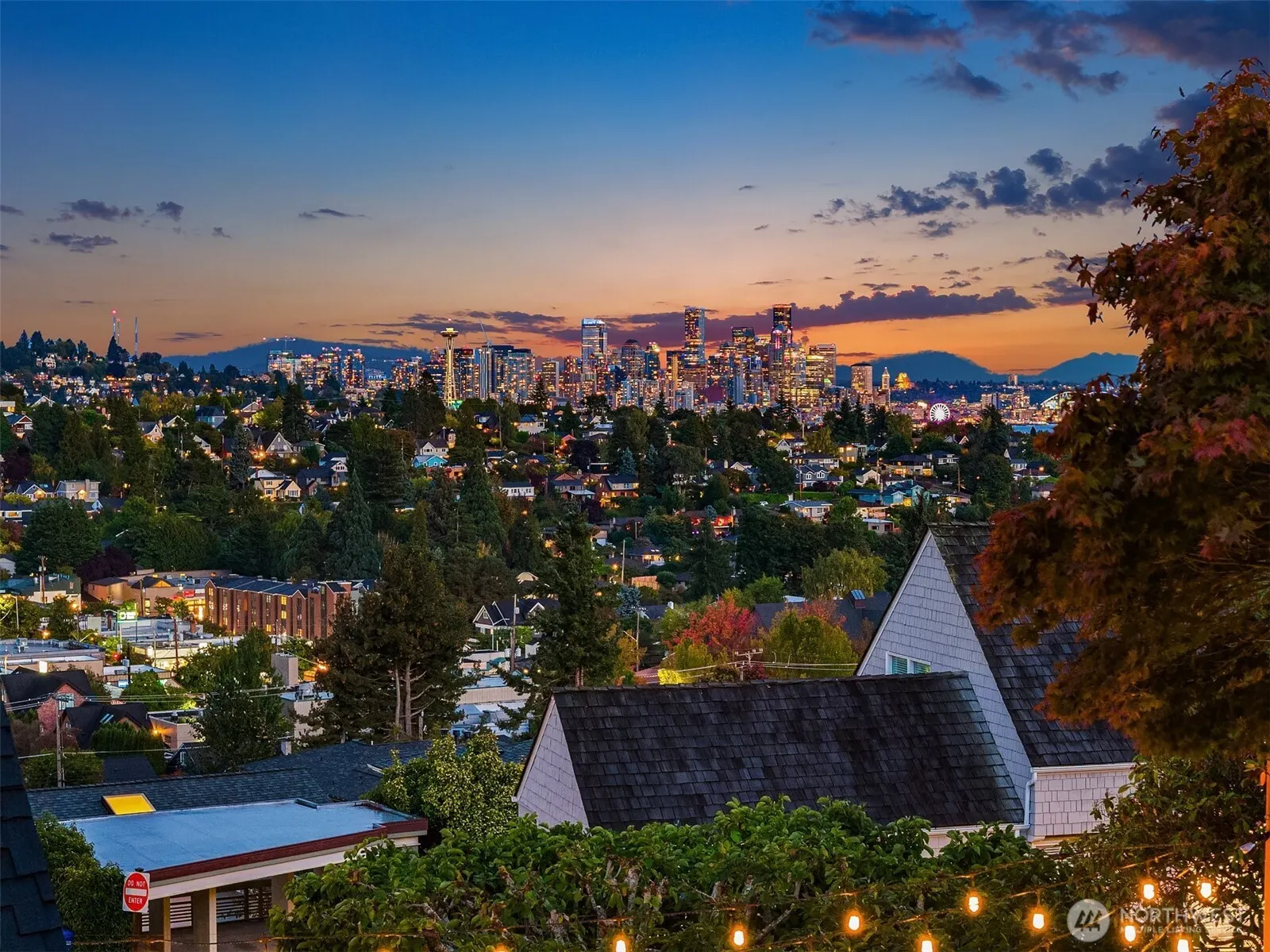 2459 Montavista Place W, Seattle, WA 98199