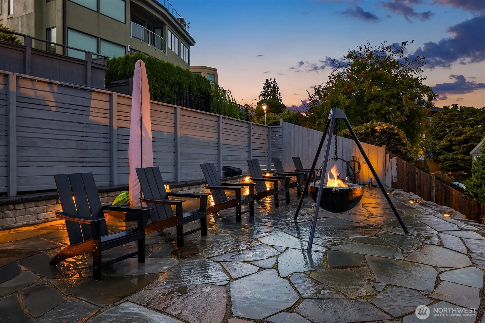 2459 Montavista Place W, Seattle, WA 98199