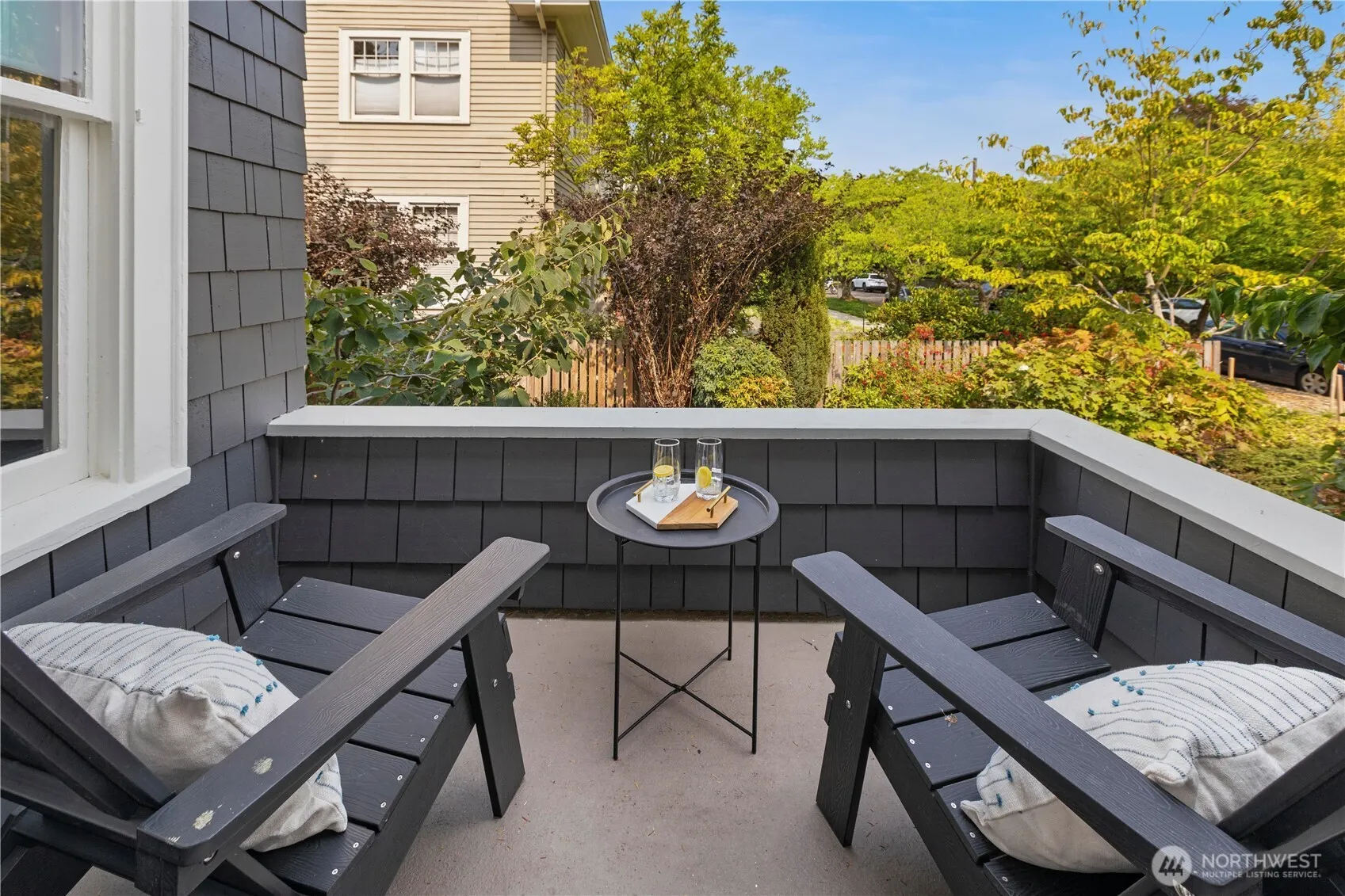 909 21st Avenue E, Seattle, WA 98112