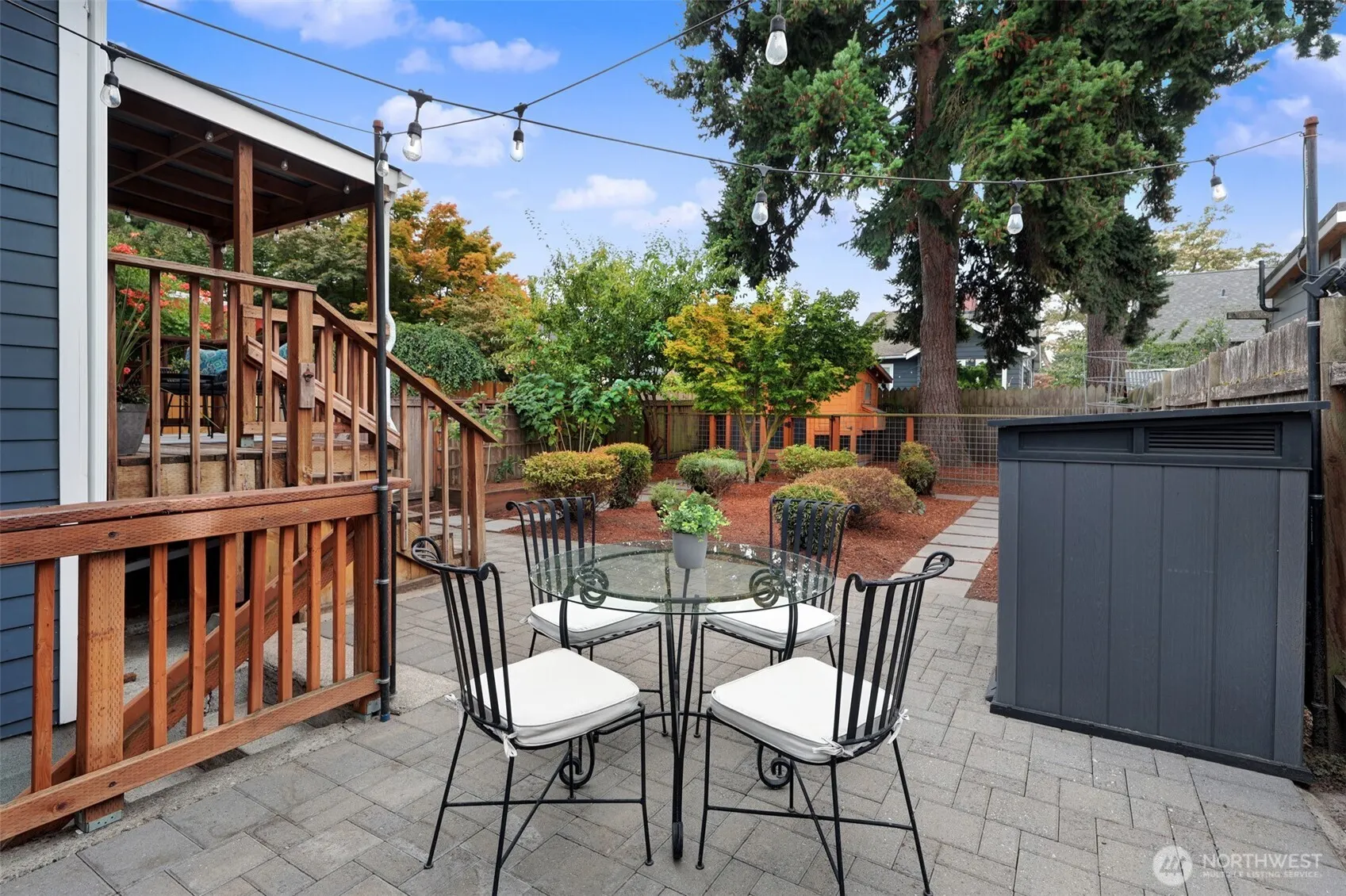 329 NW 80th Street , Seattle, WA 98117