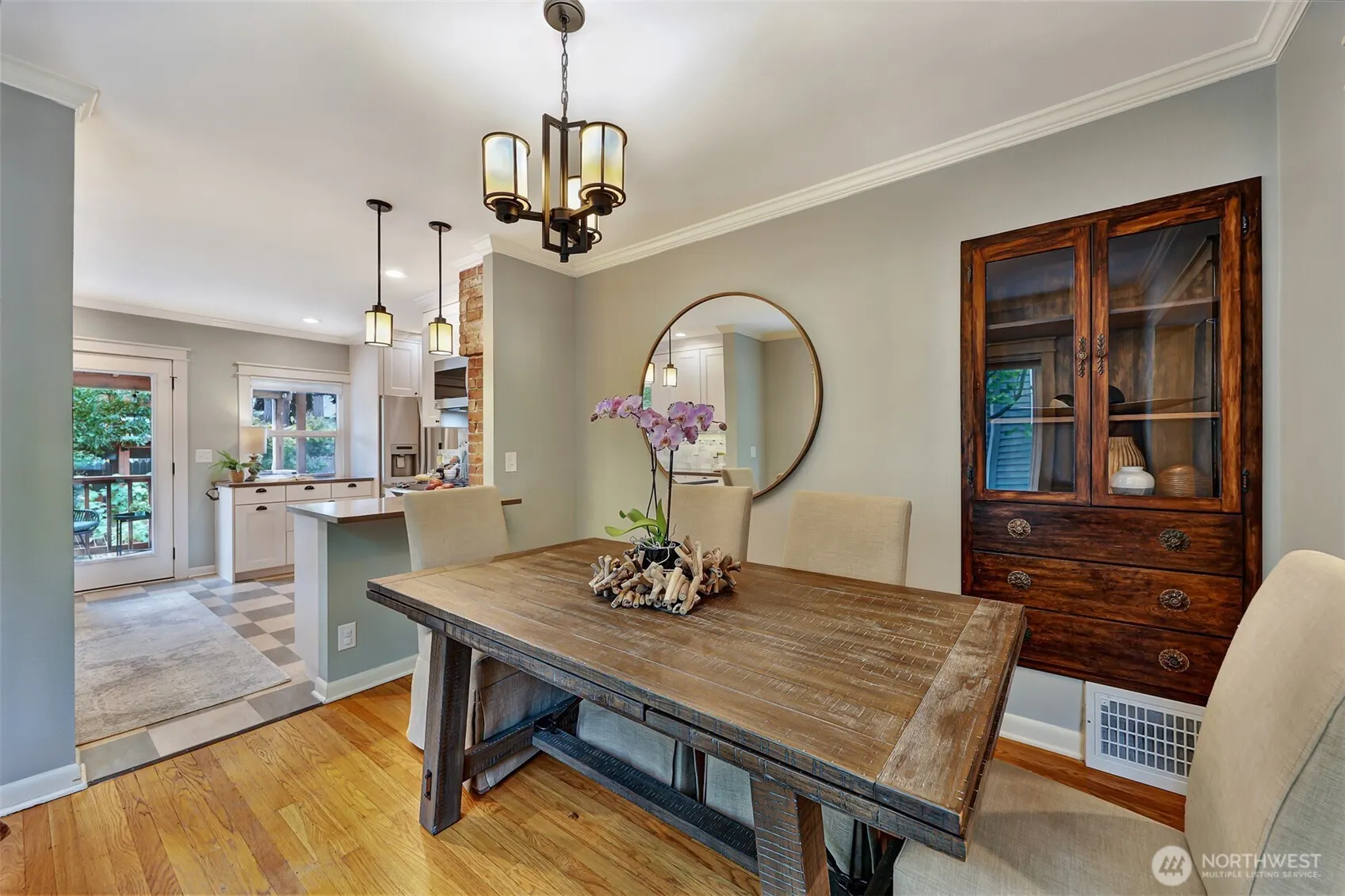 329 NW 80th Street , Seattle, WA 98117