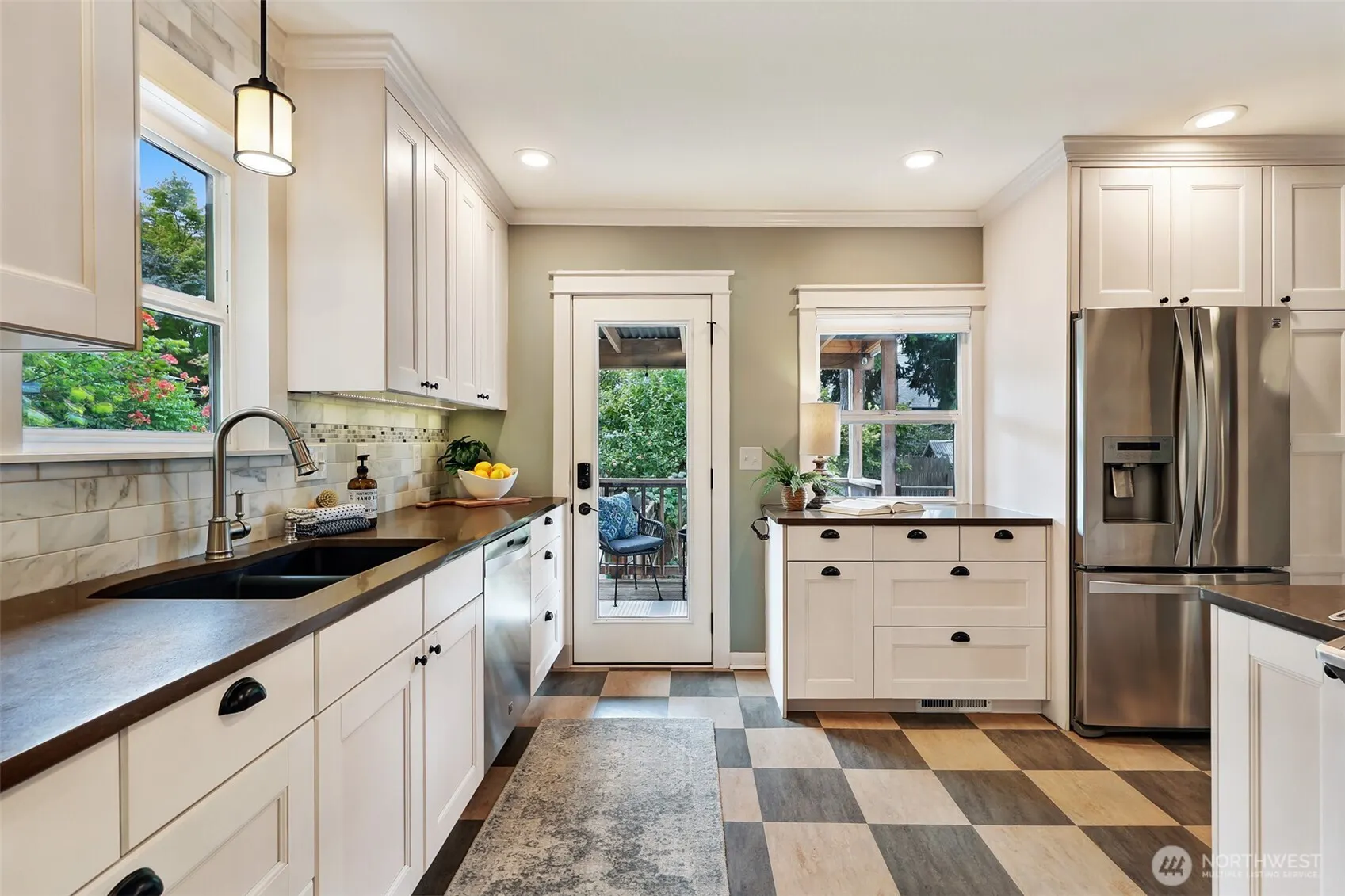 329 NW 80th Street , Seattle, WA 98117