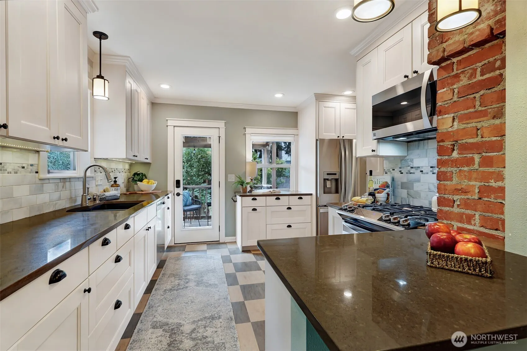 329 NW 80th Street , Seattle, WA 98117