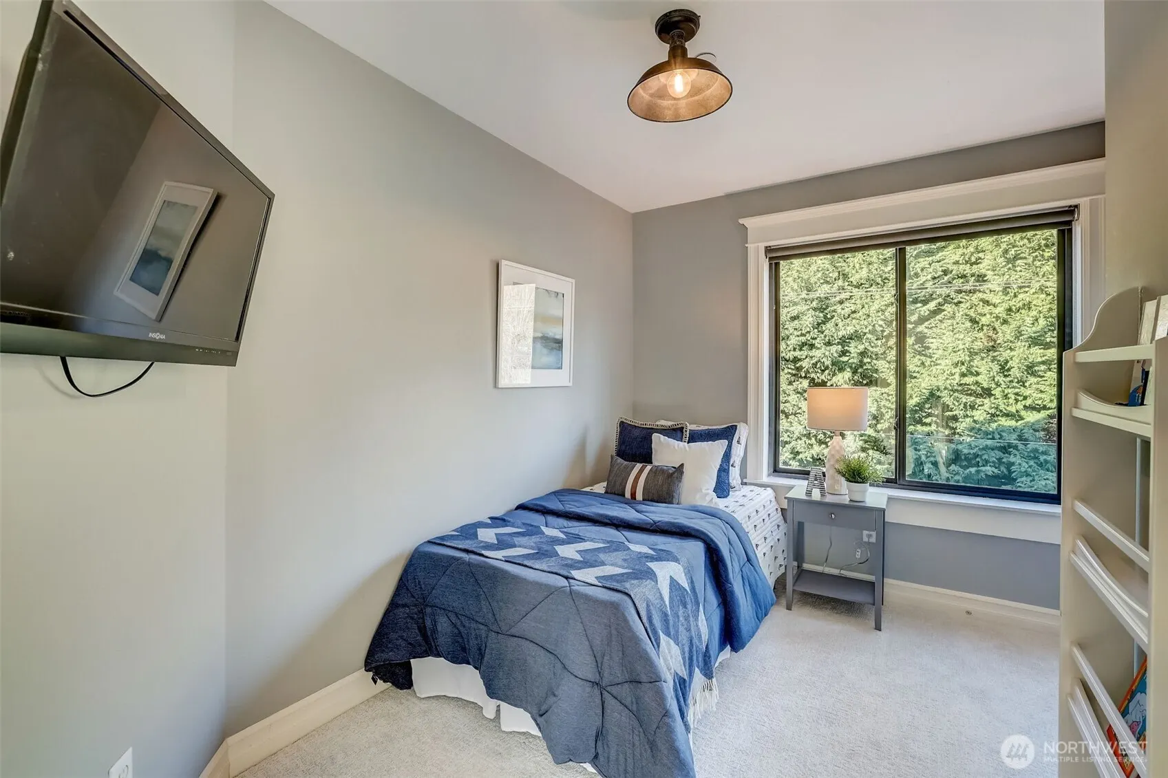 4013 E Lake Sammamish Shore Lane , Sammamish, WA 98075