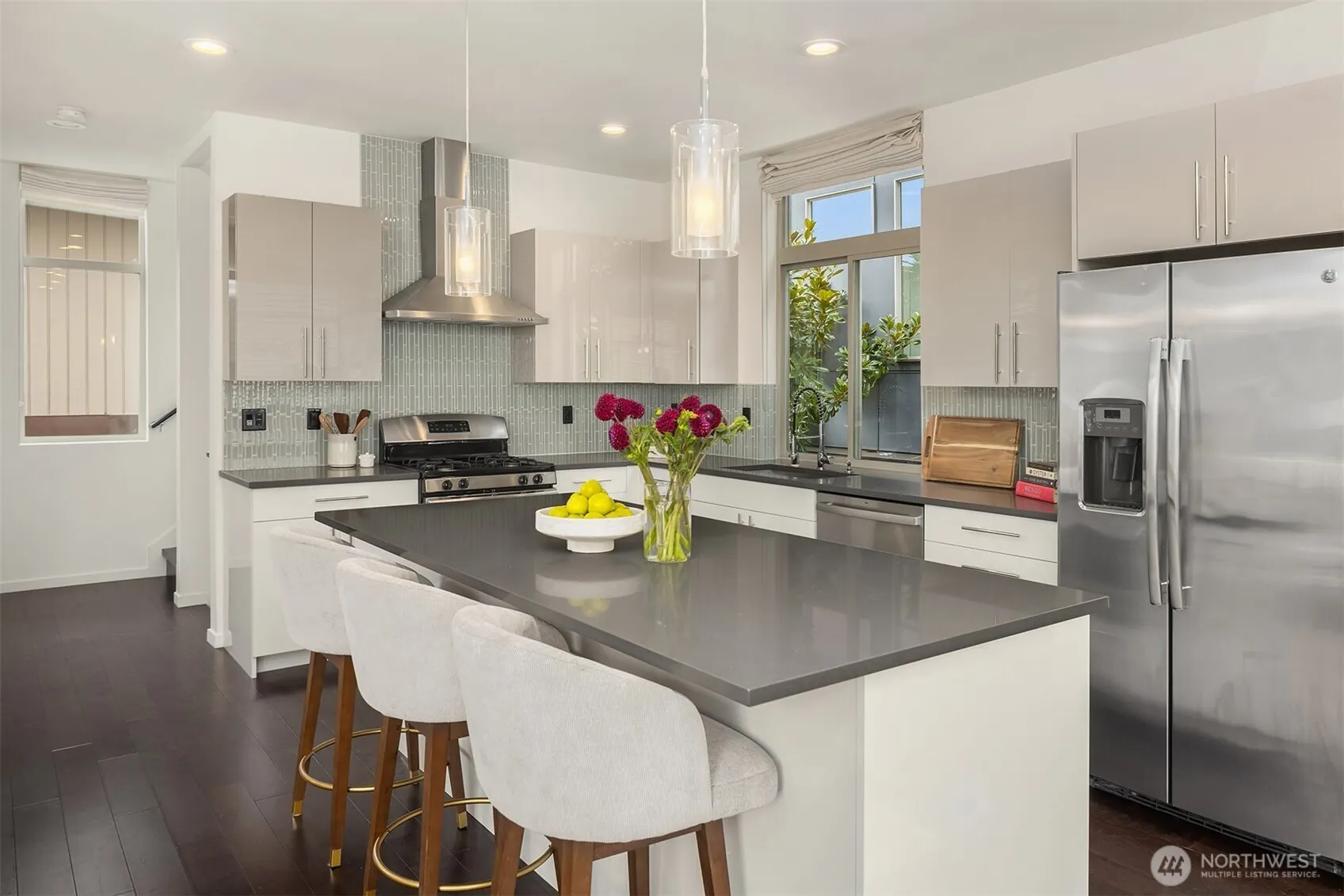 2232 NW 62nd Street , Seattle, WA 98107