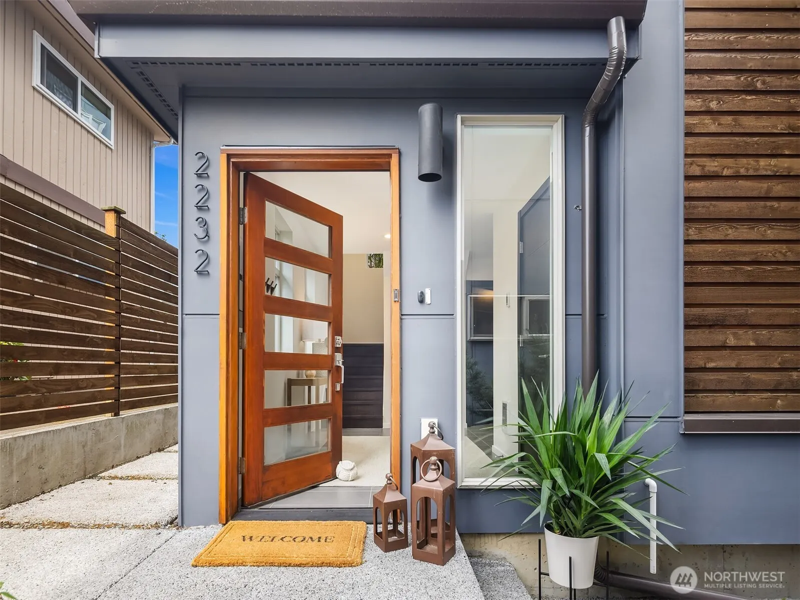 2232 NW 62nd Street , Seattle, WA 98107
