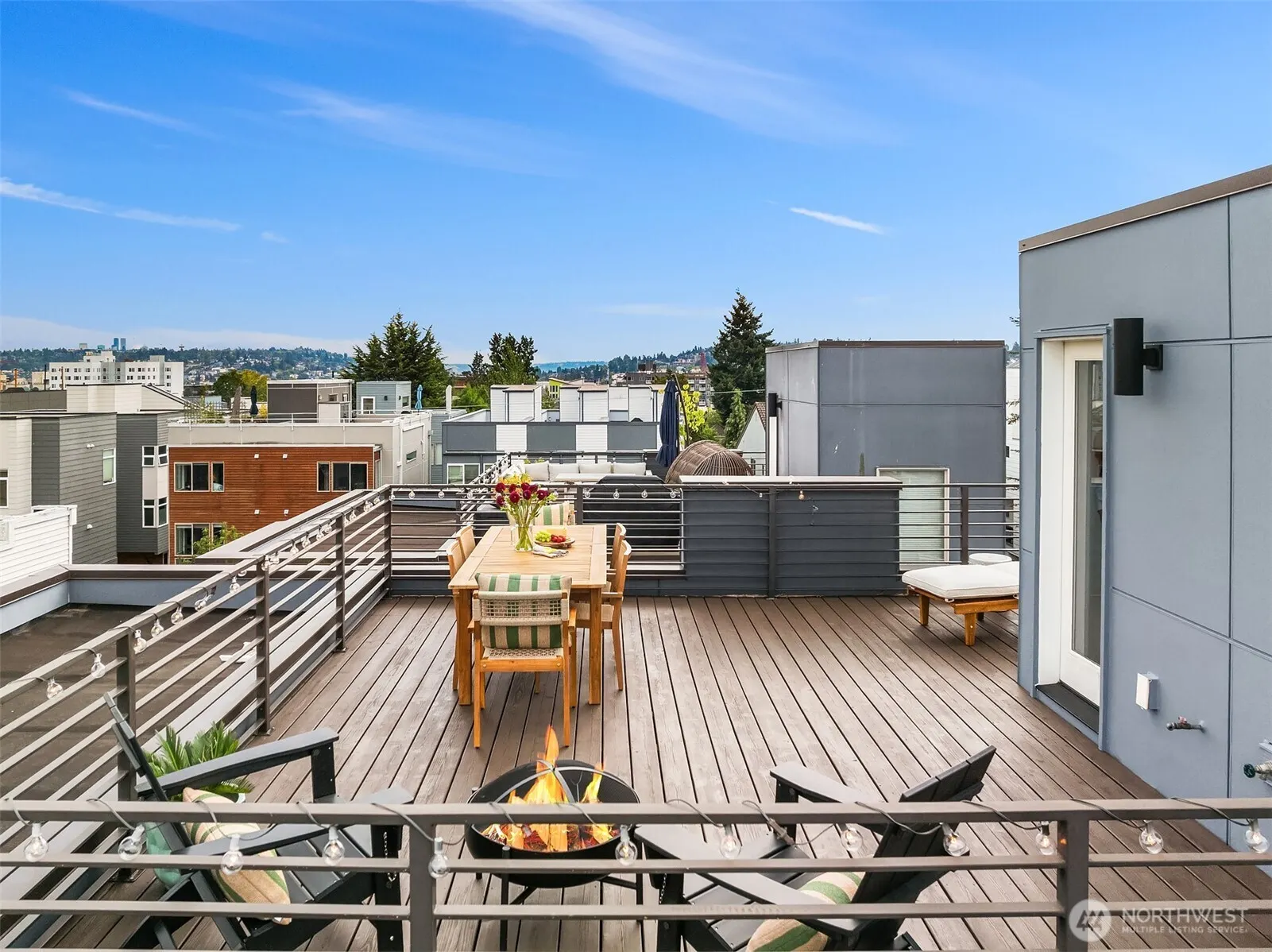 2232 NW 62nd Street , Seattle, WA 98107