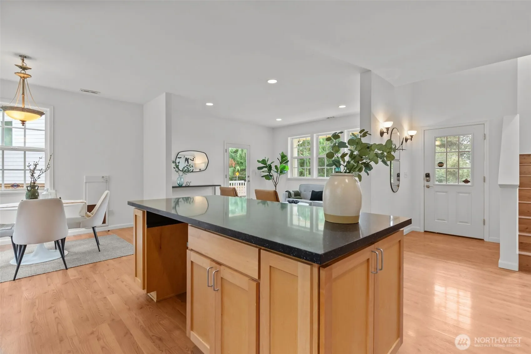 11300 Goodwin Way NE, Seattle, WA 98125