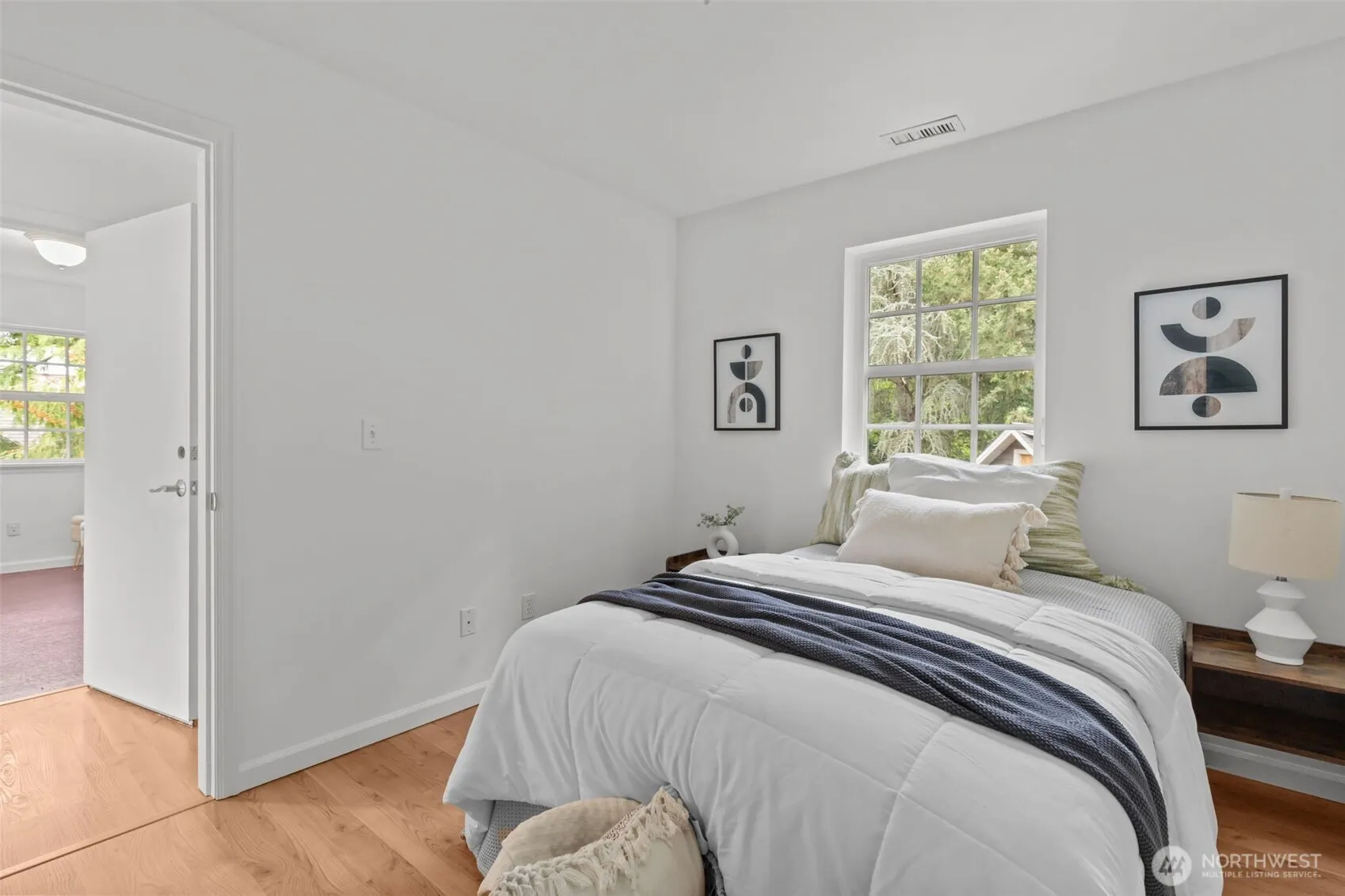 11300 Goodwin Way NE, Seattle, WA 98125