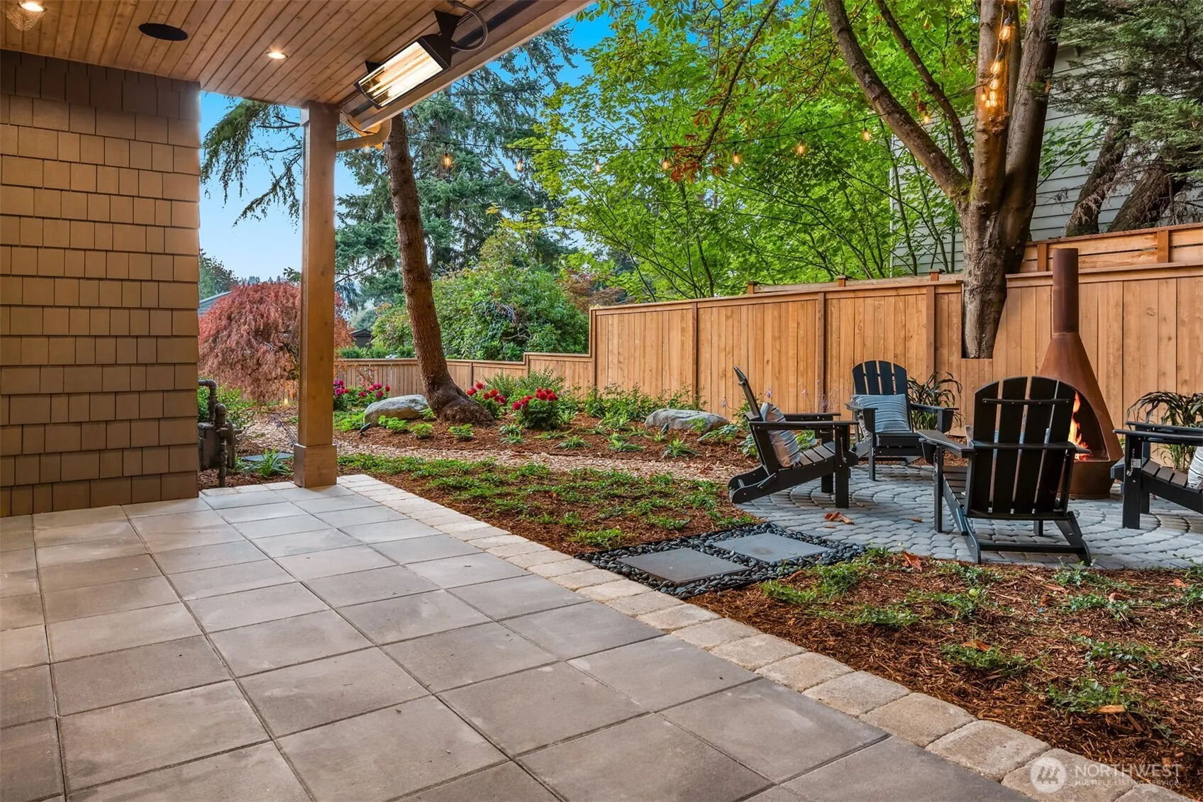 2012 9th Street W, Kirkland, WA 98033