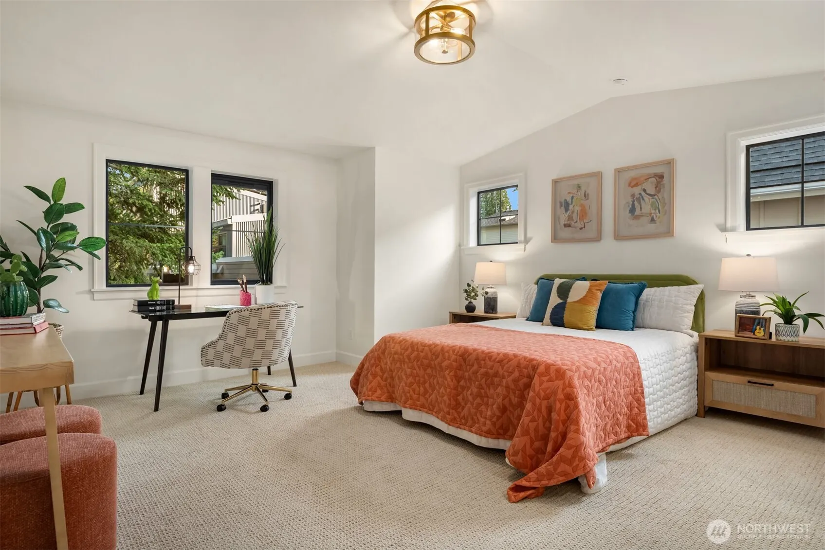 2012 9th Street W, Kirkland, WA 98033