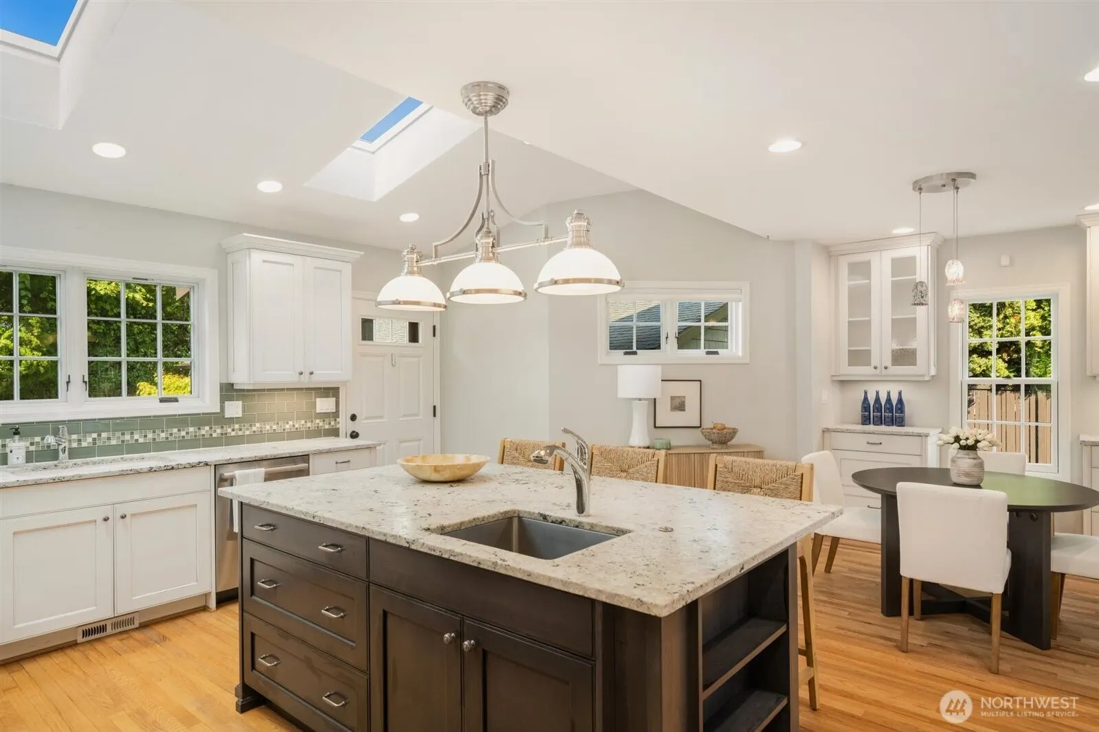 4508 W Ruffner Street , Seattle, WA 98199