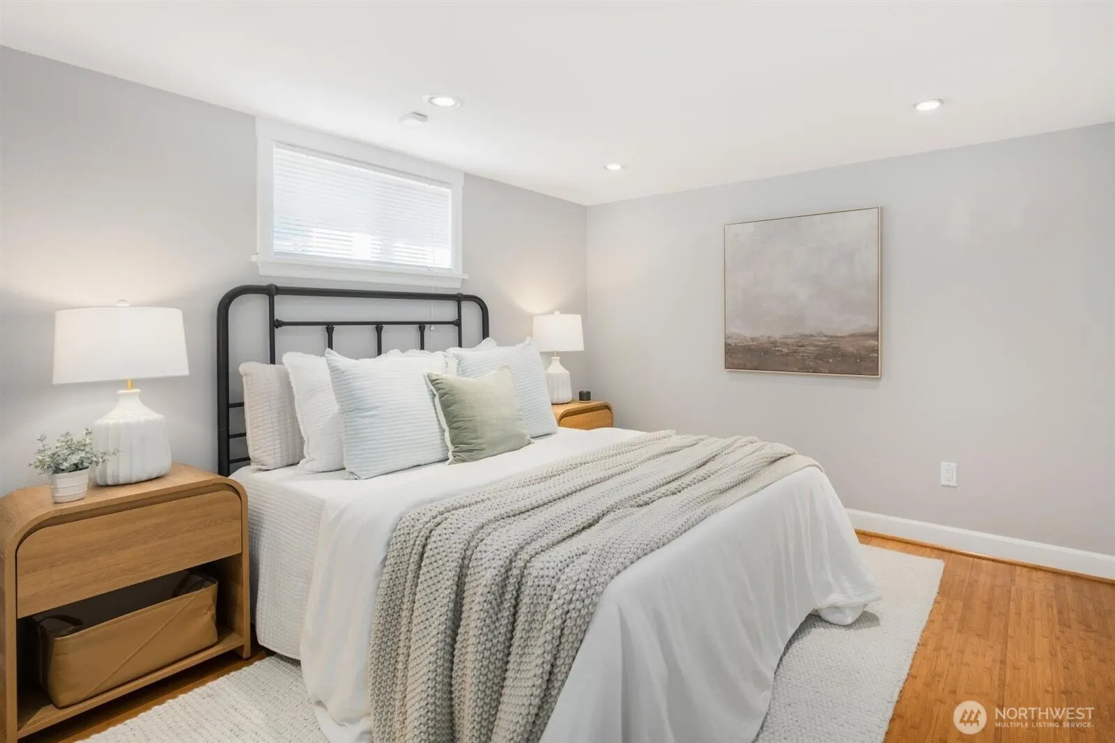 4508 W Ruffner Street , Seattle, WA 98199