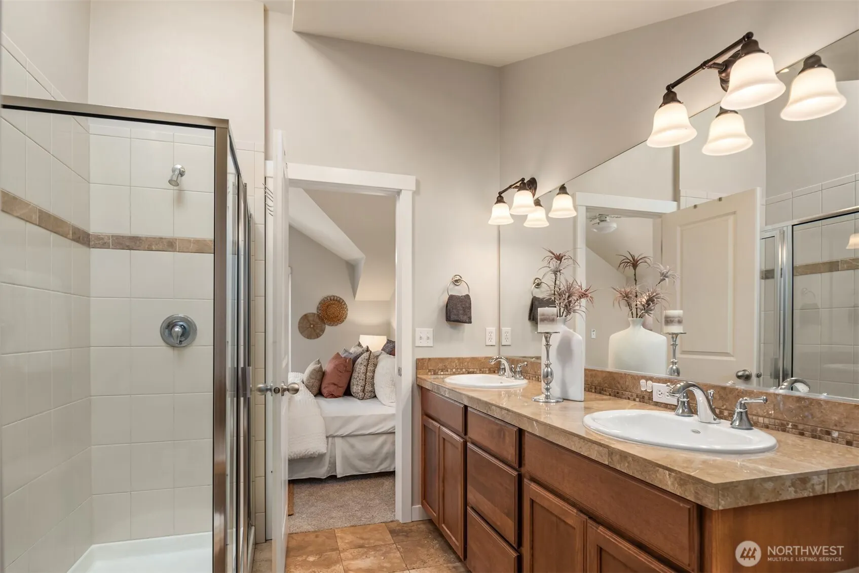 209 18th Avenue E #B, Seattle, WA 98112