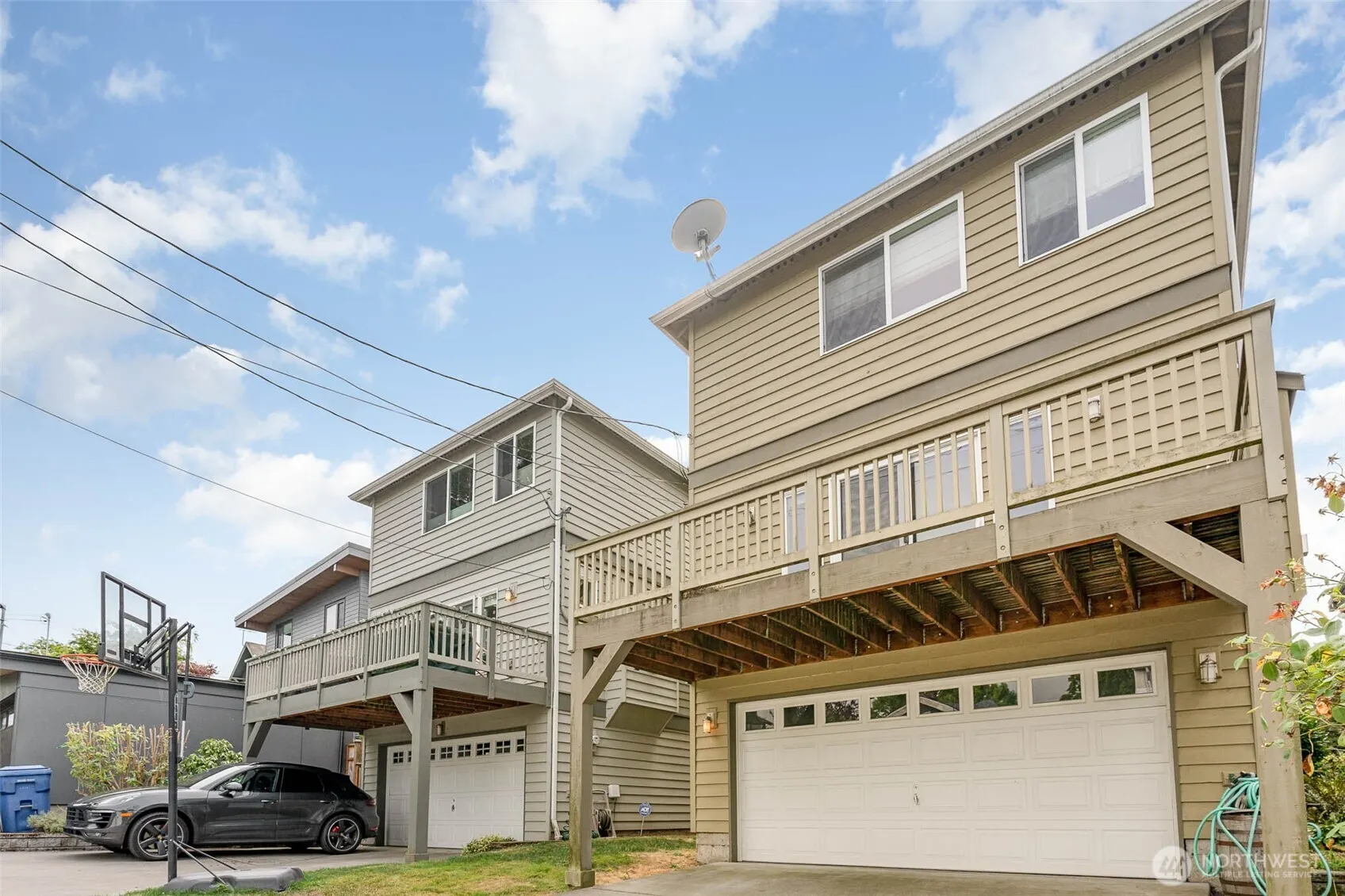 2326 N 62nd Street , Seattle, WA 98103