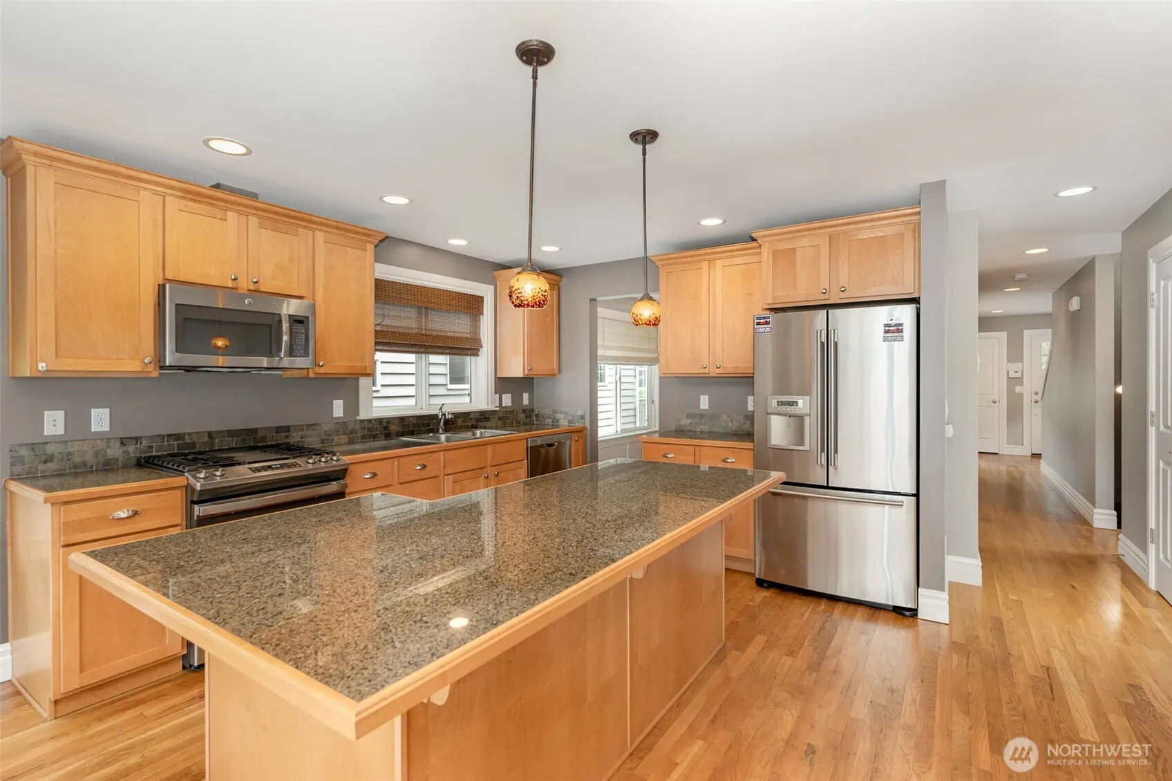 2326 N 62nd Street , Seattle, WA 98103