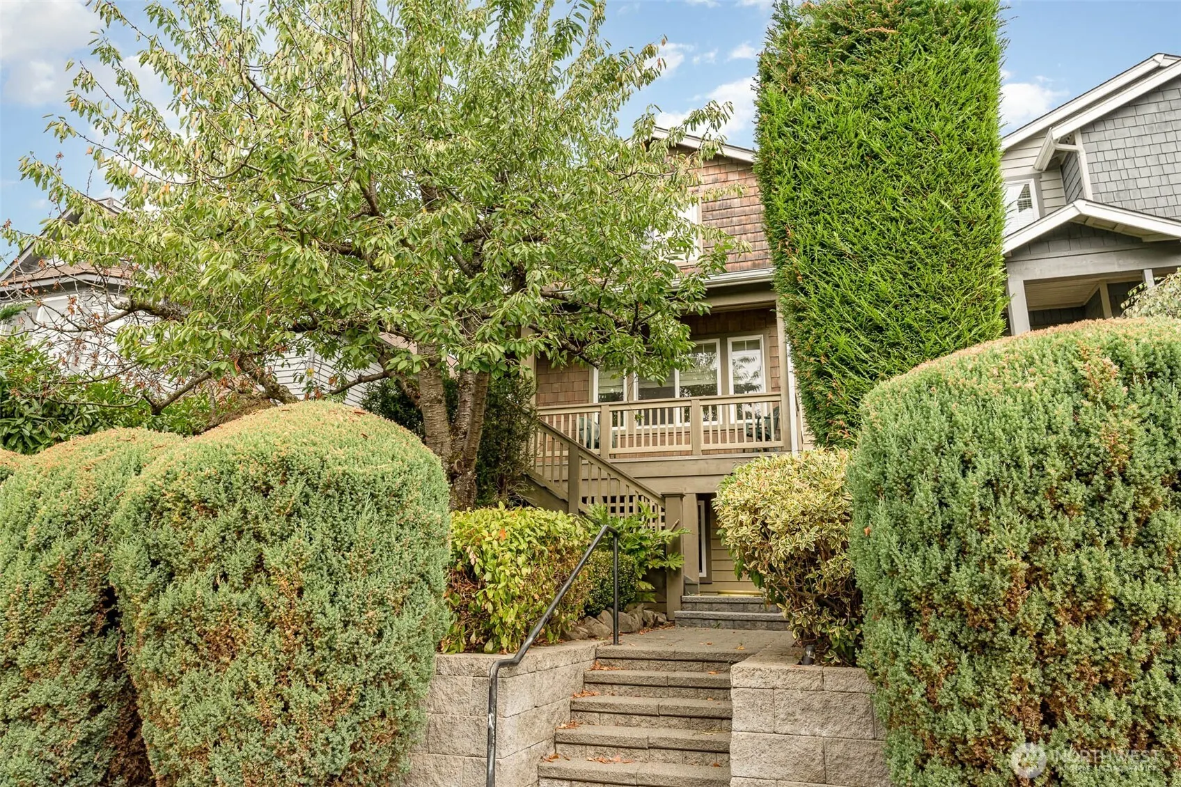 2326 N 62nd Street , Seattle, WA 98103