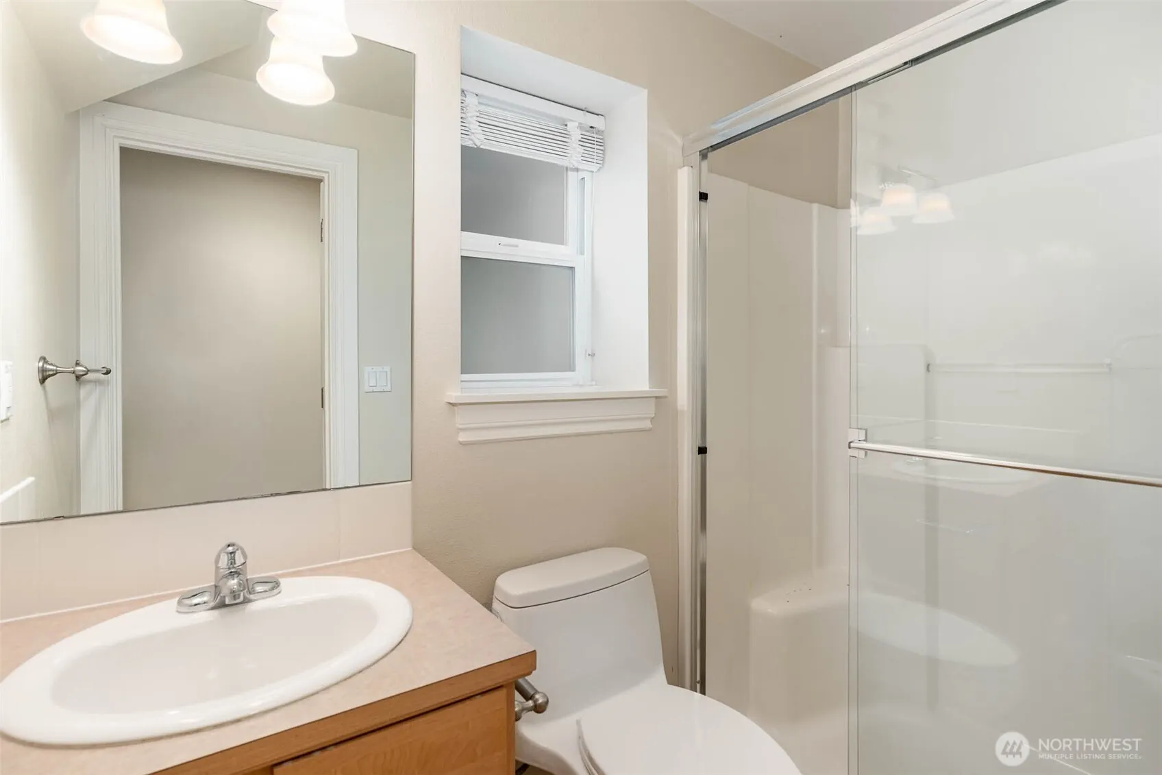 2326 N 62nd Street , Seattle, WA 98103
