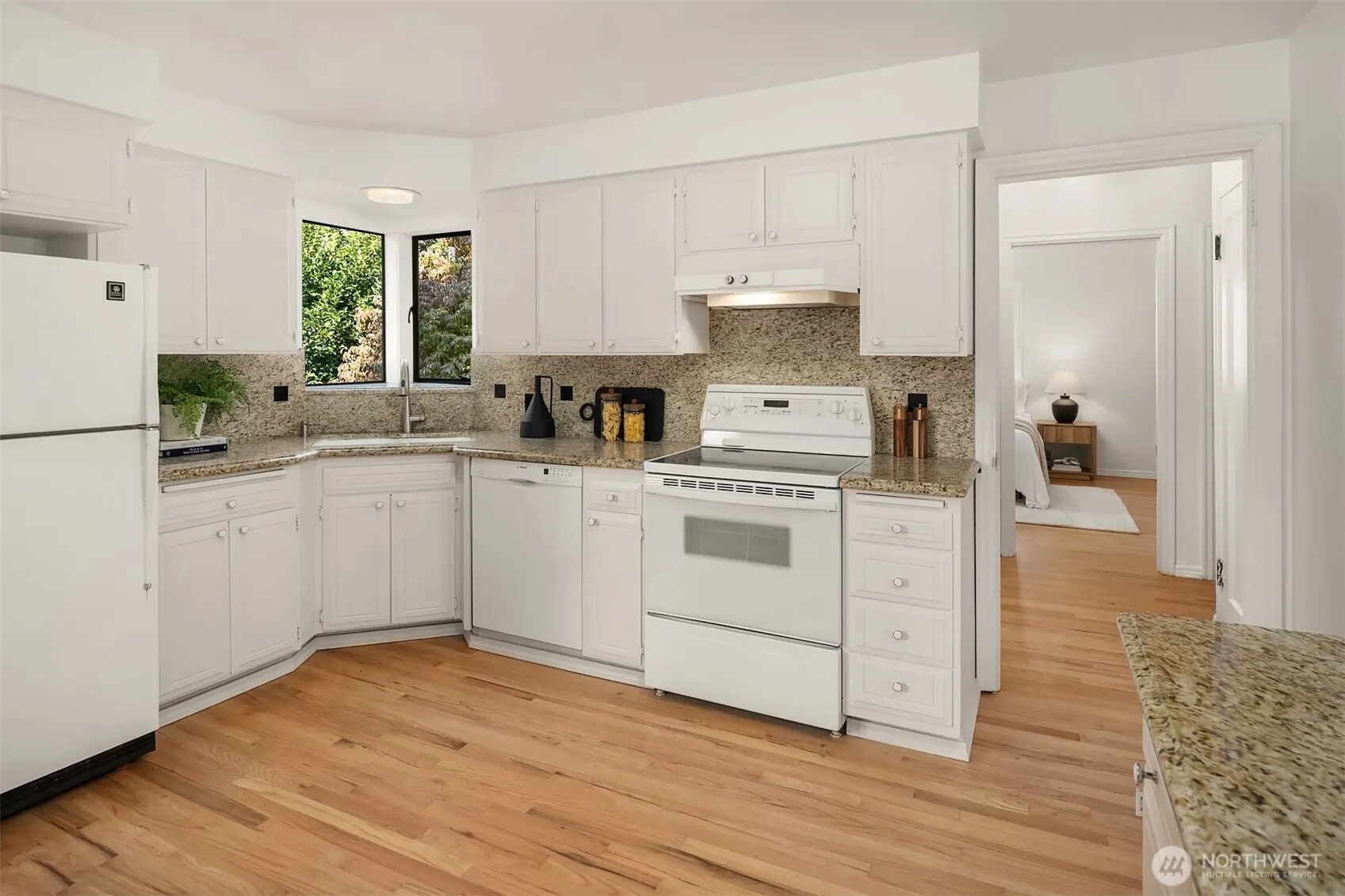 4311 50th Avenue NE, Seattle, WA 98105