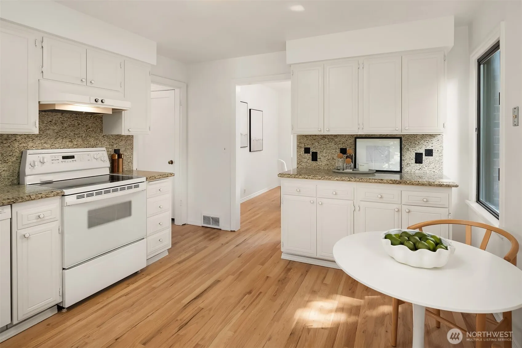 4311 50th Avenue NE, Seattle, WA 98105