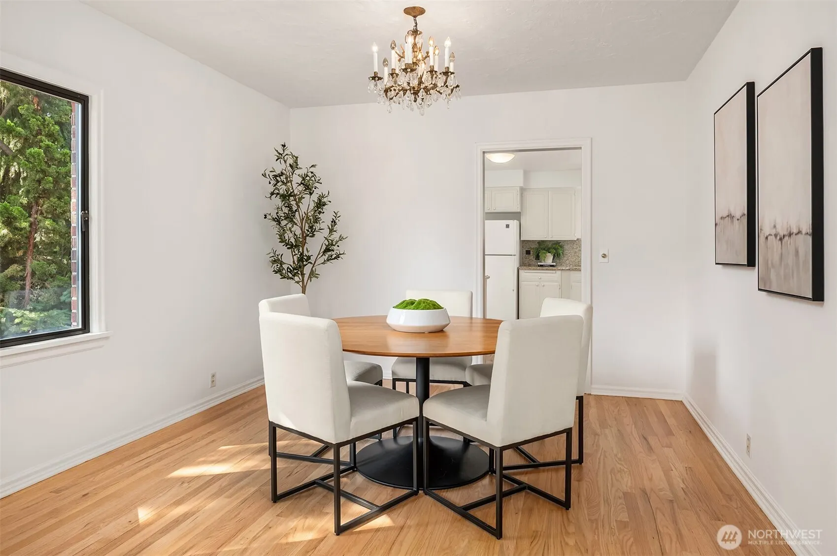 4311 50th Avenue NE, Seattle, WA 98105