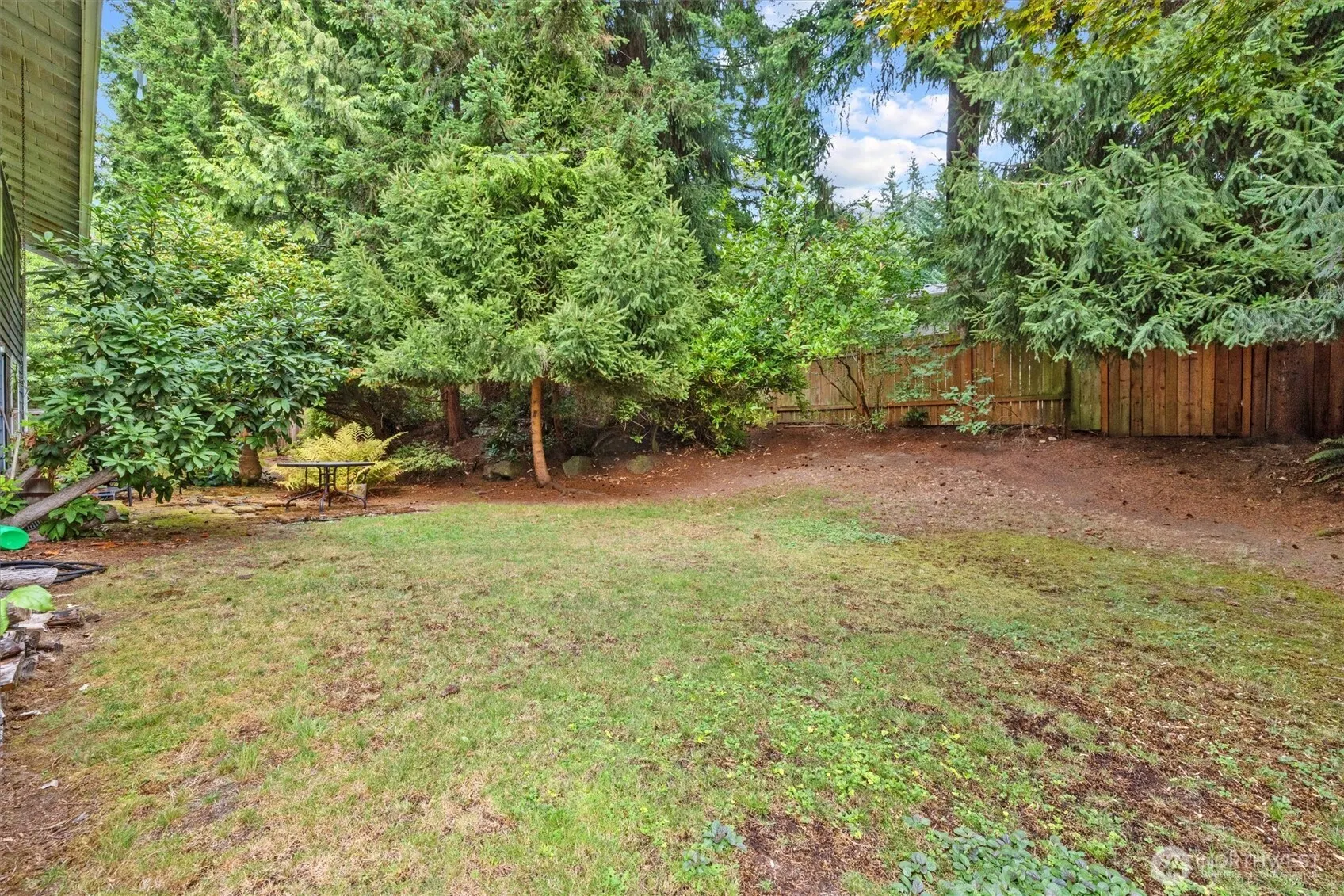 14824 119th Avenue NE, Kirkland, WA 98034