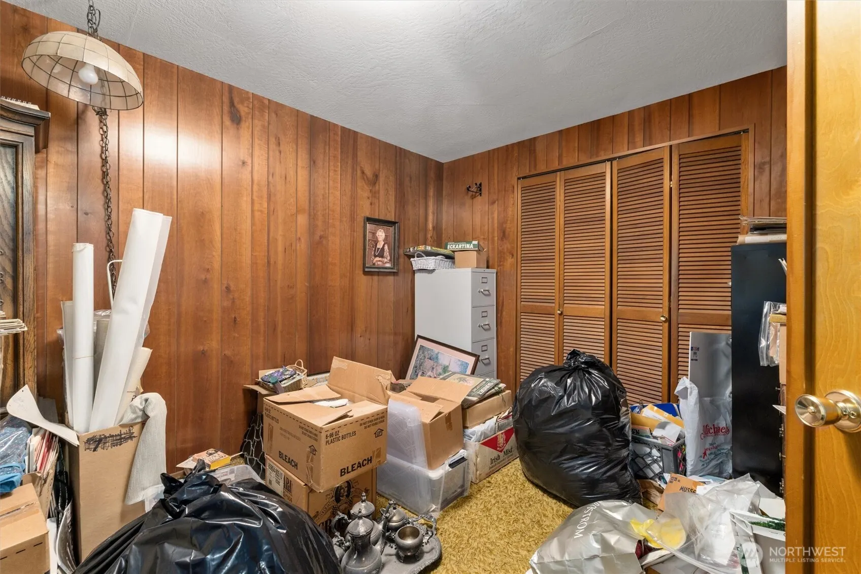 14824 119th Avenue NE, Kirkland, WA 98034