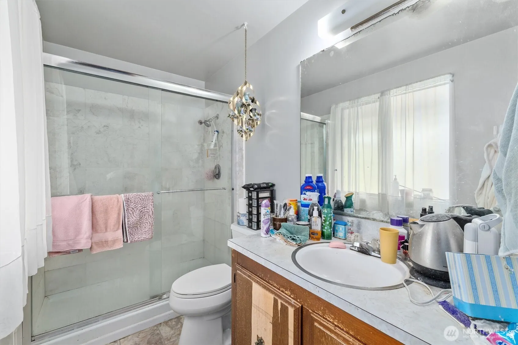 14824 119th Avenue NE, Kirkland, WA 98034