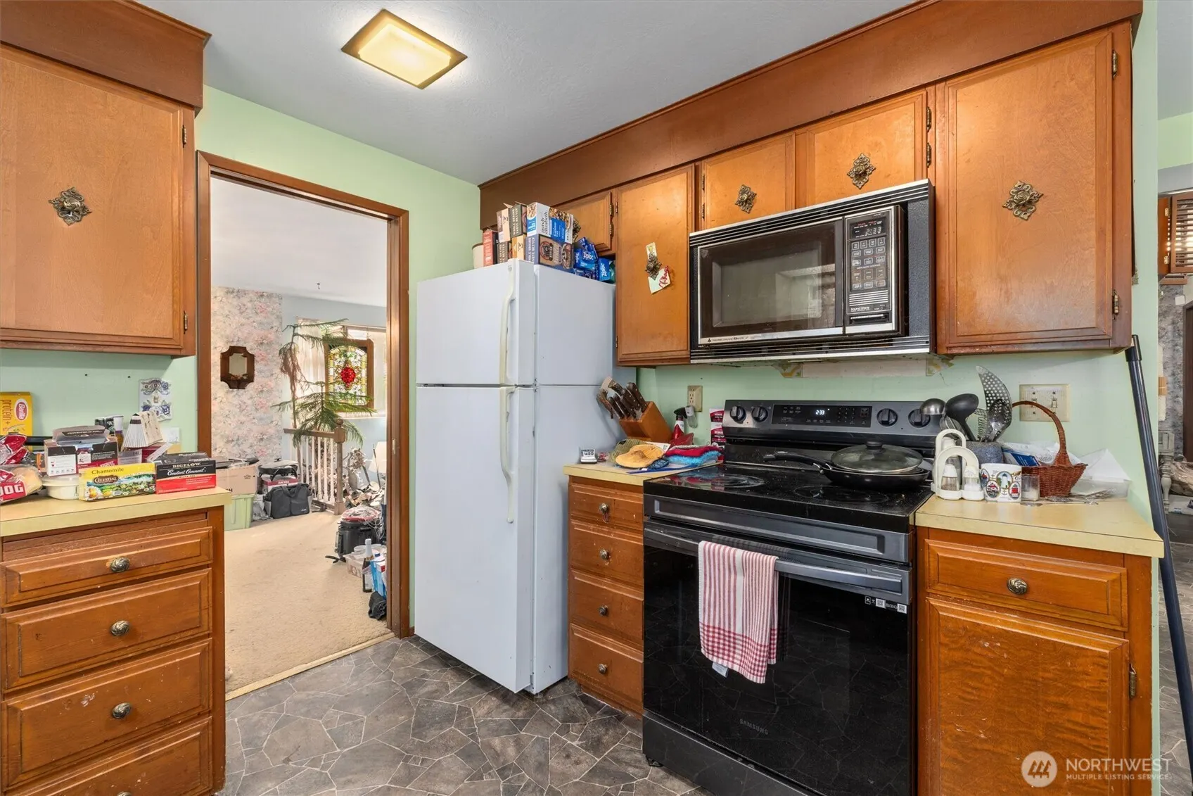 14824 119th Avenue NE, Kirkland, WA 98034