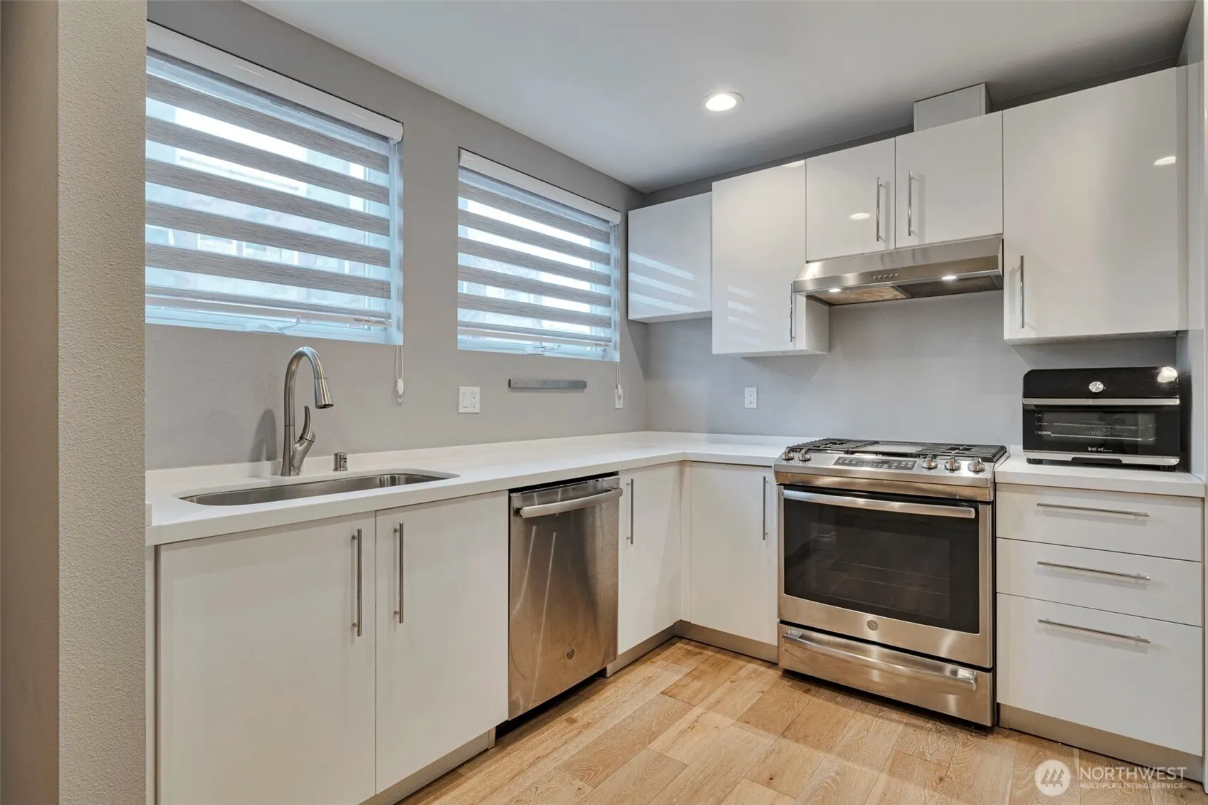 423 Martin Luther King Jr Way S #A, Seattle, WA 98144