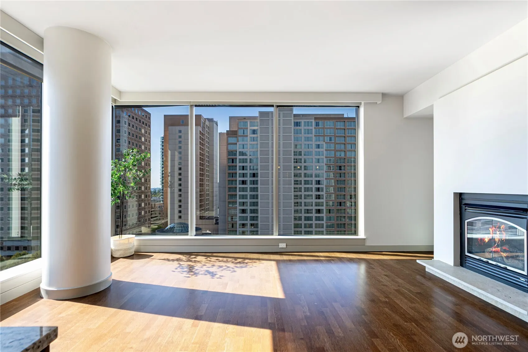 10610 NE 9th Place #1502, Bellevue, WA 98004