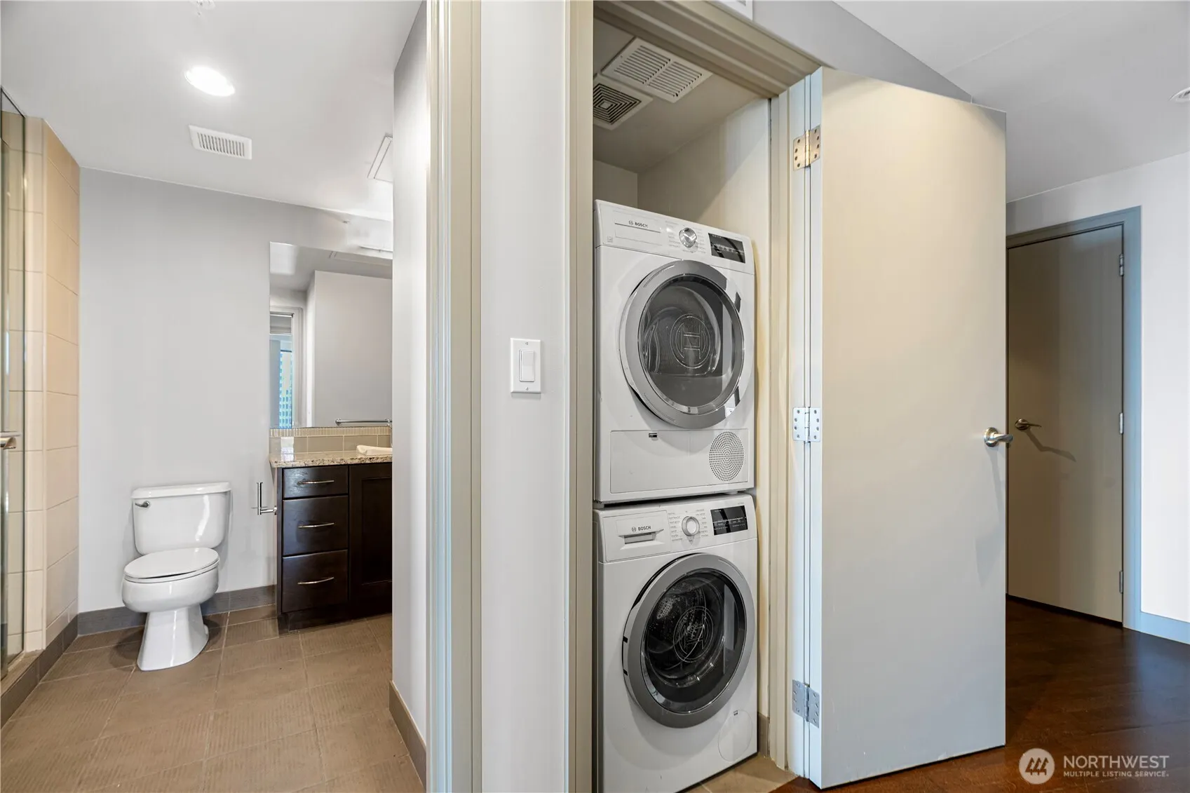 10610 NE 9th Place #1502, Bellevue, WA 98004