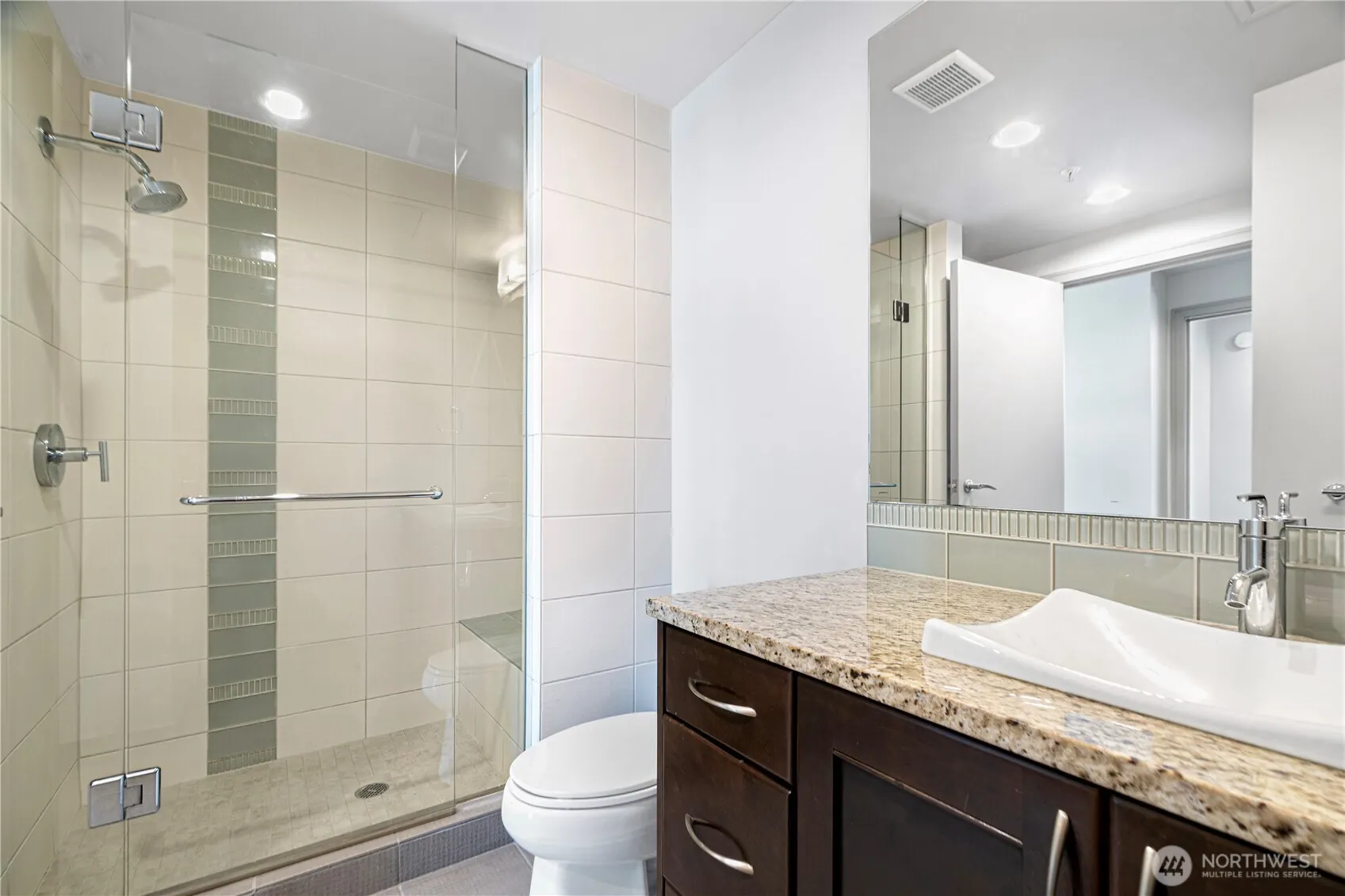 10610 NE 9th Place #1502, Bellevue, WA 98004