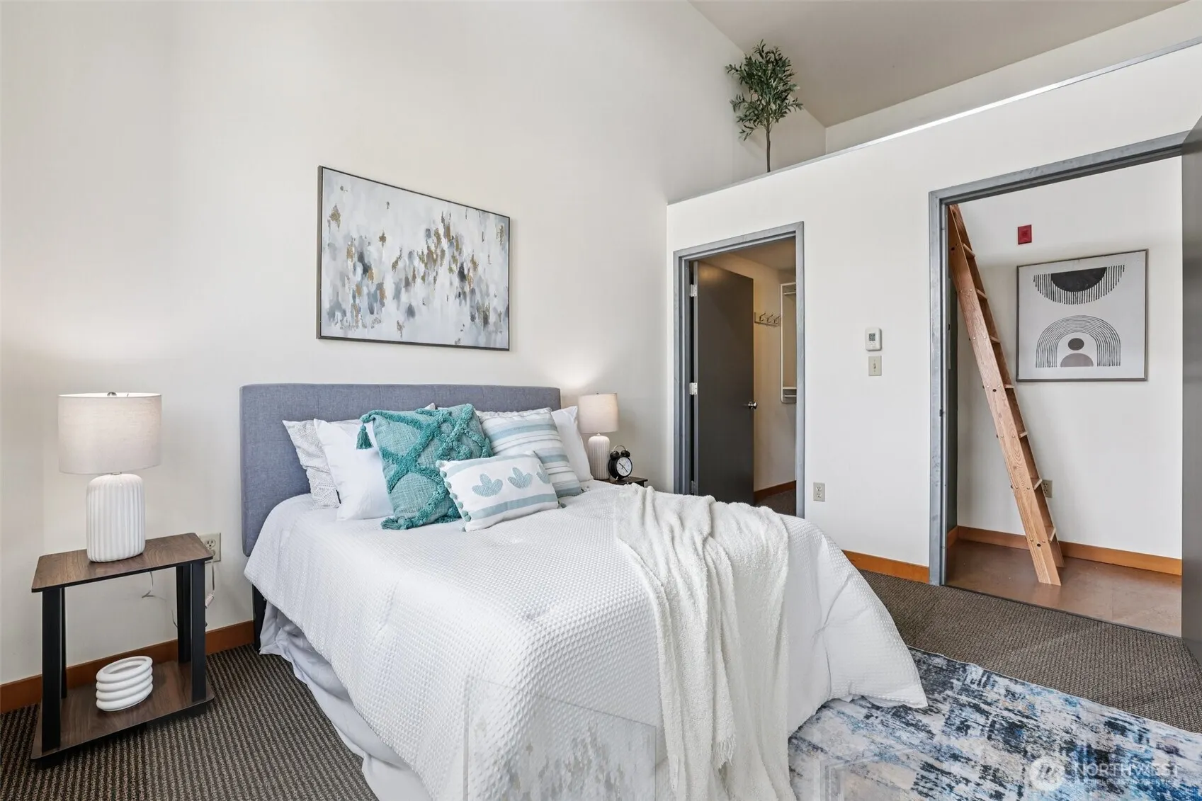 1414 12th Avenue #607, Seattle, WA 98122