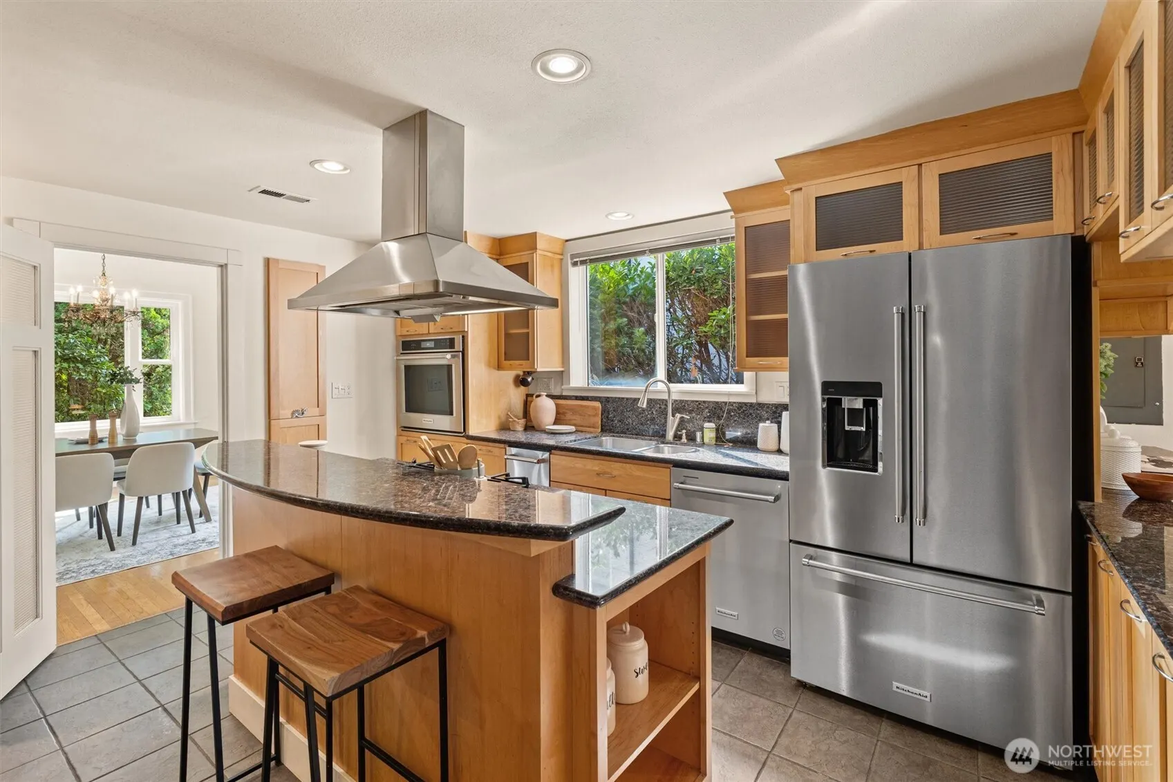 511 30th Avenue , Seattle, WA 98122