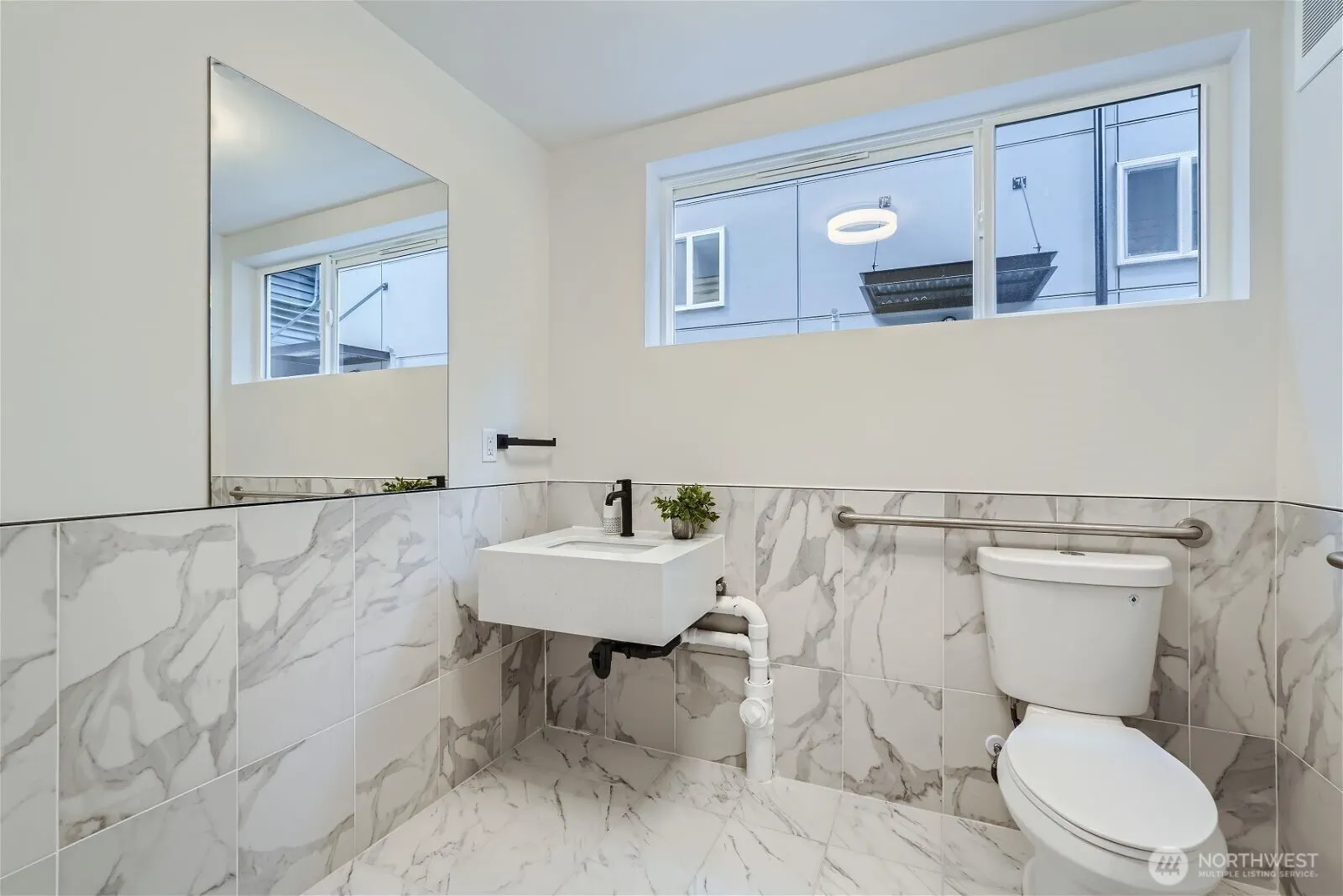 1108 33rd Avenue #B, Seattle, WA 98122