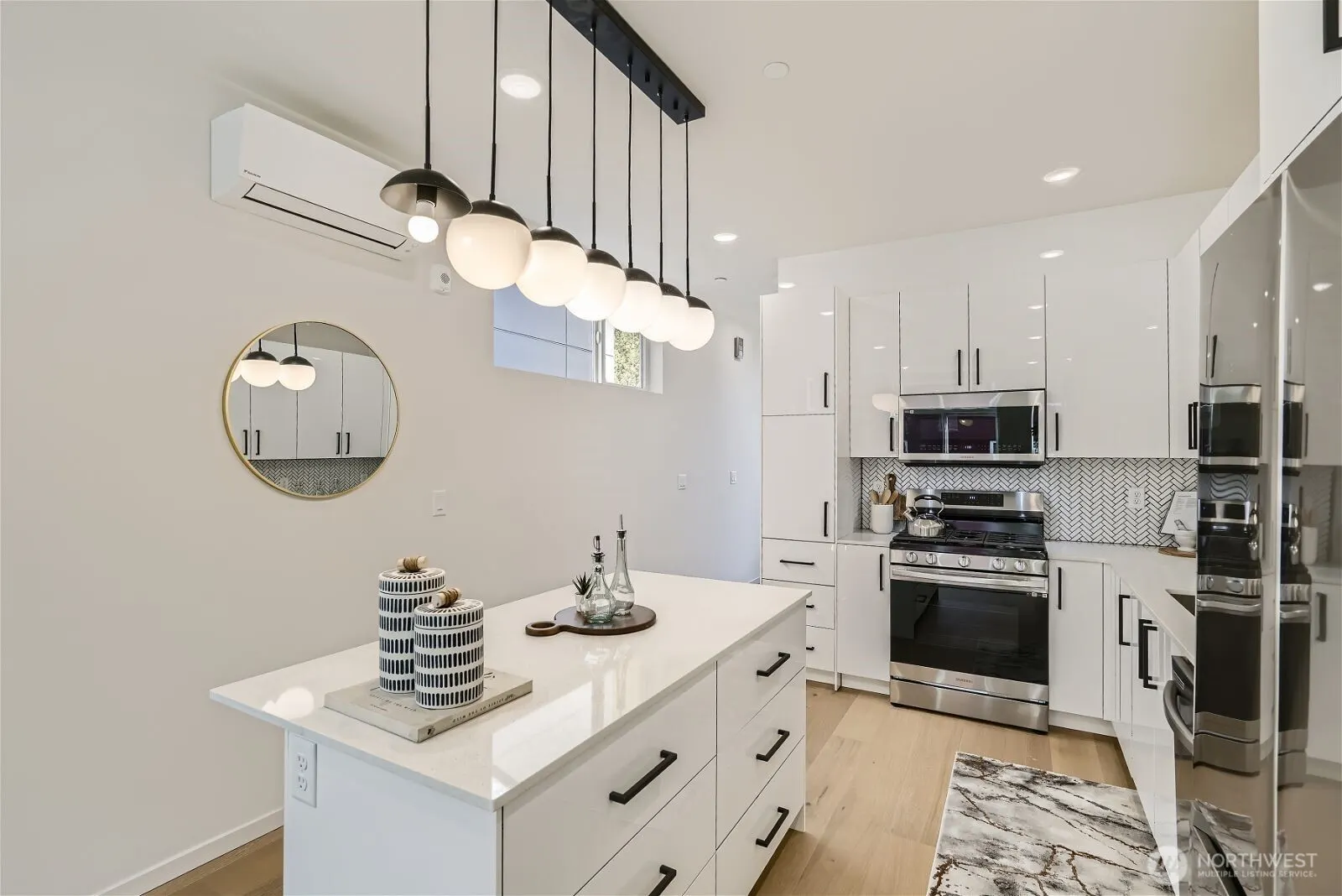 1108 33rd Avenue #B, Seattle, WA 98122