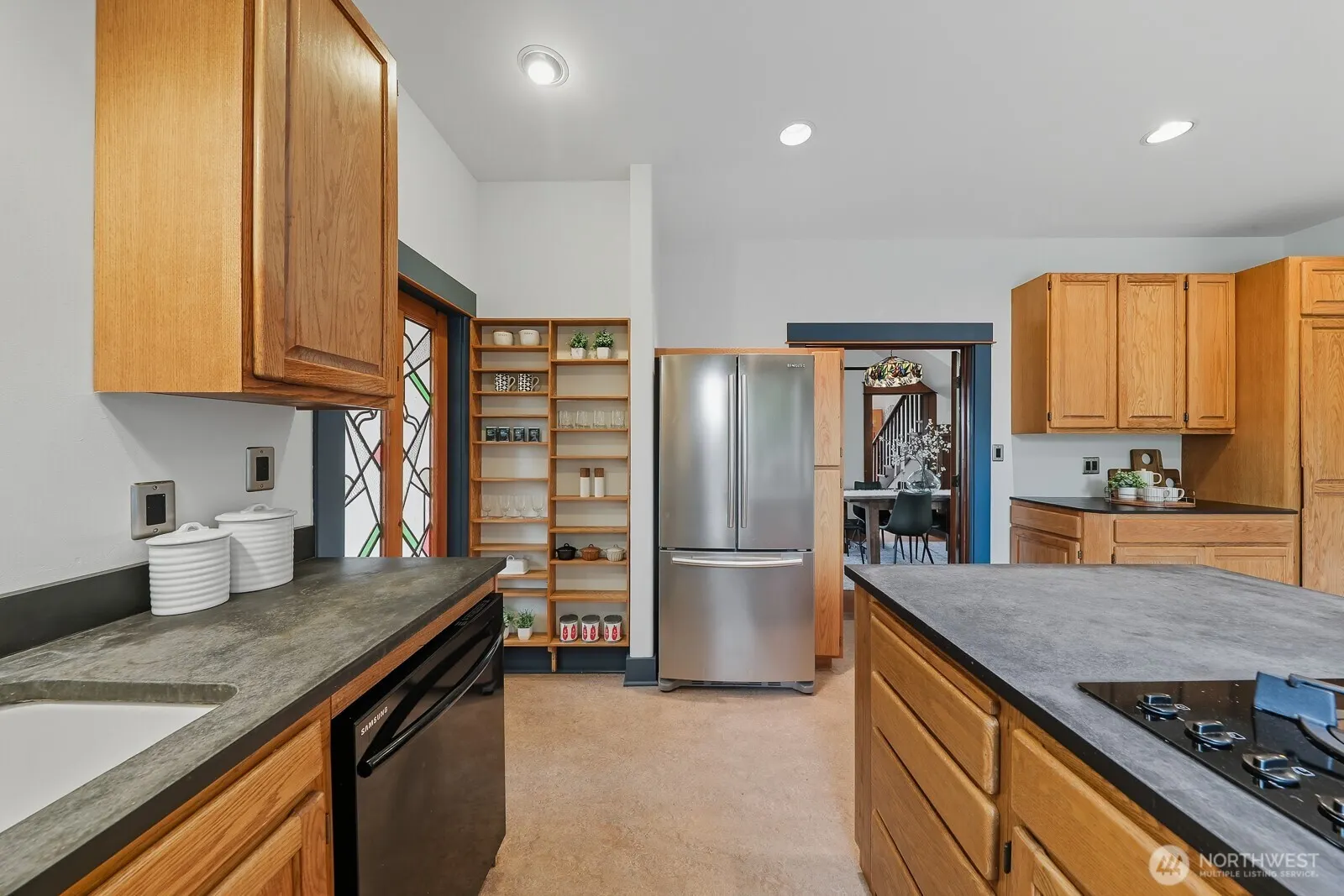 2030 S Ingersoll Place , Seattle, WA 98144