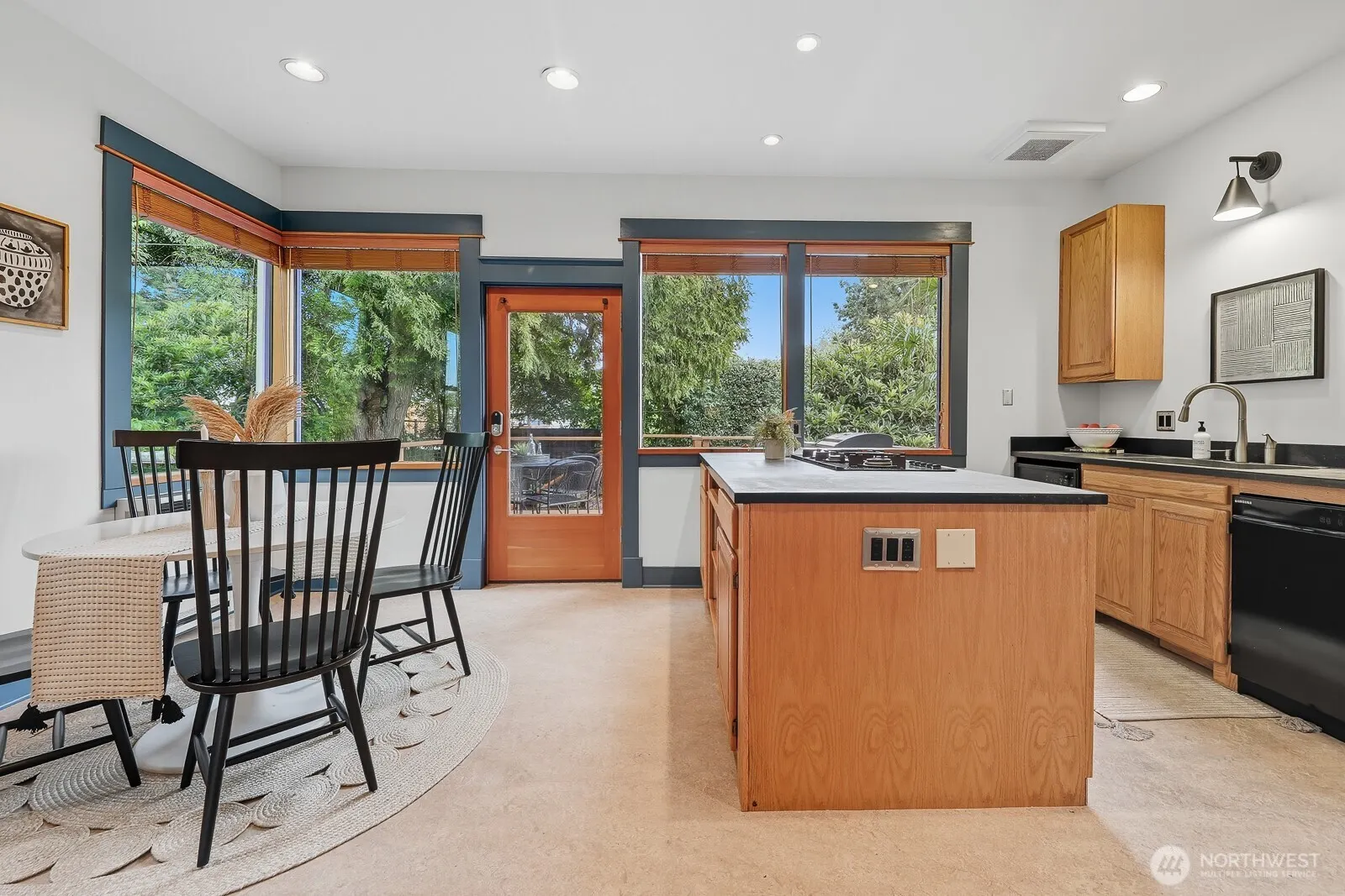 2030 S Ingersoll Place , Seattle, WA 98144