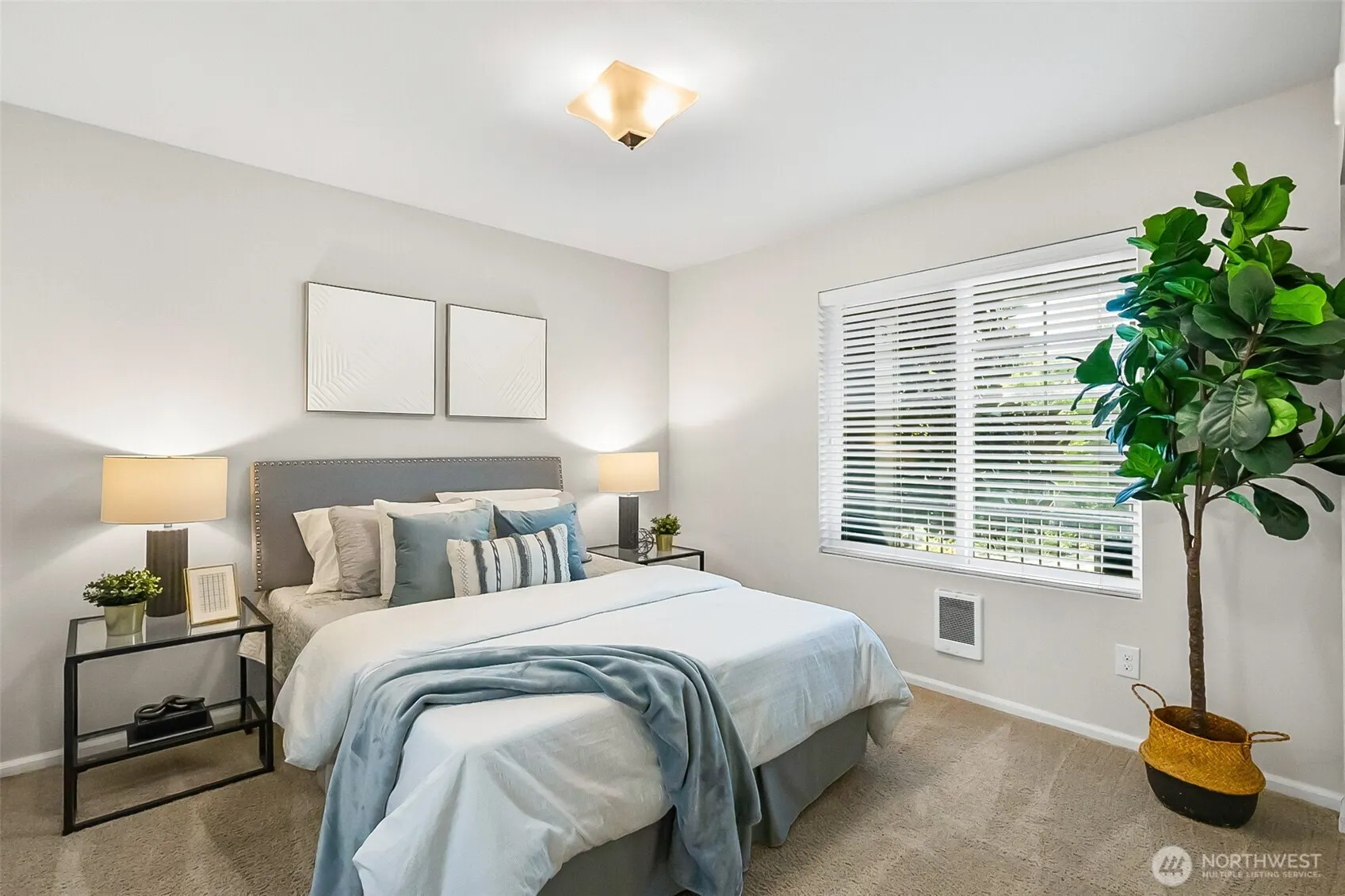 10370 156th Place NE #102, Redmond, WA 98052