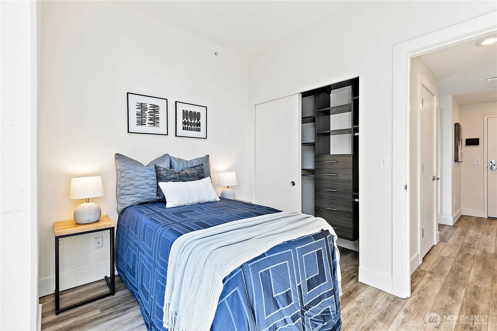 2911 2nd Avenue #1003, Seattle, WA 98121