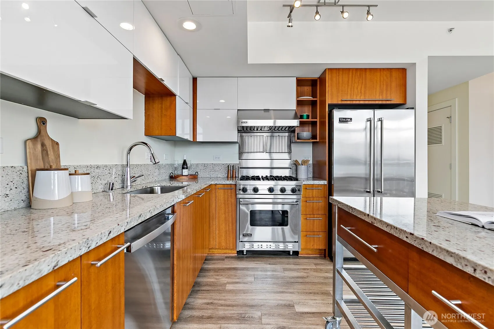 2911 2nd Avenue #1003, Seattle, WA 98121