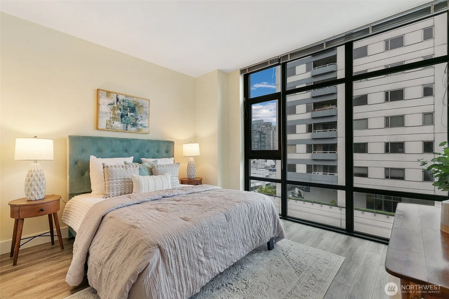 2911 2nd Avenue #1003, Seattle, WA 98121