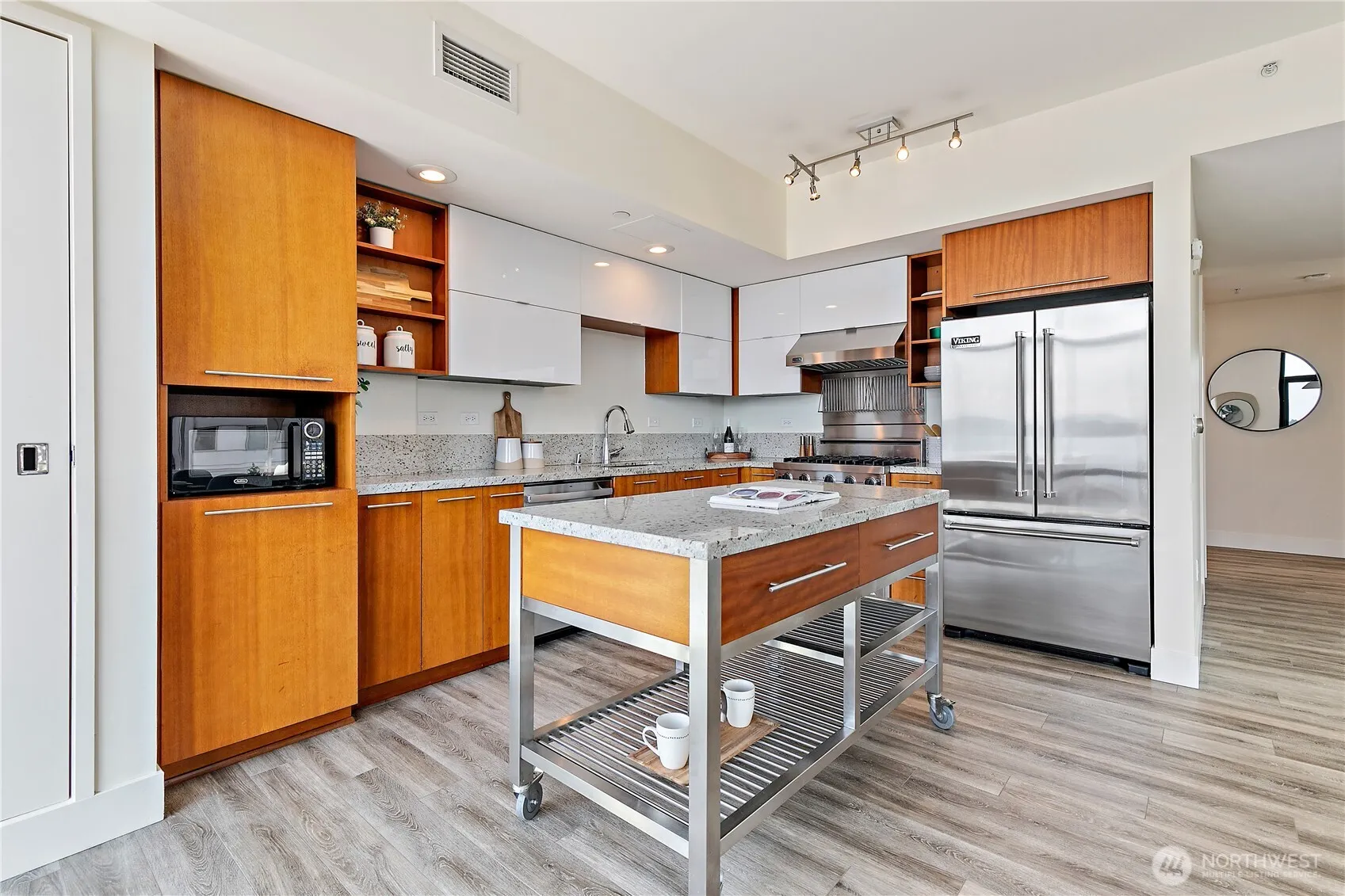 2911 2nd Avenue #1003, Seattle, WA 98121