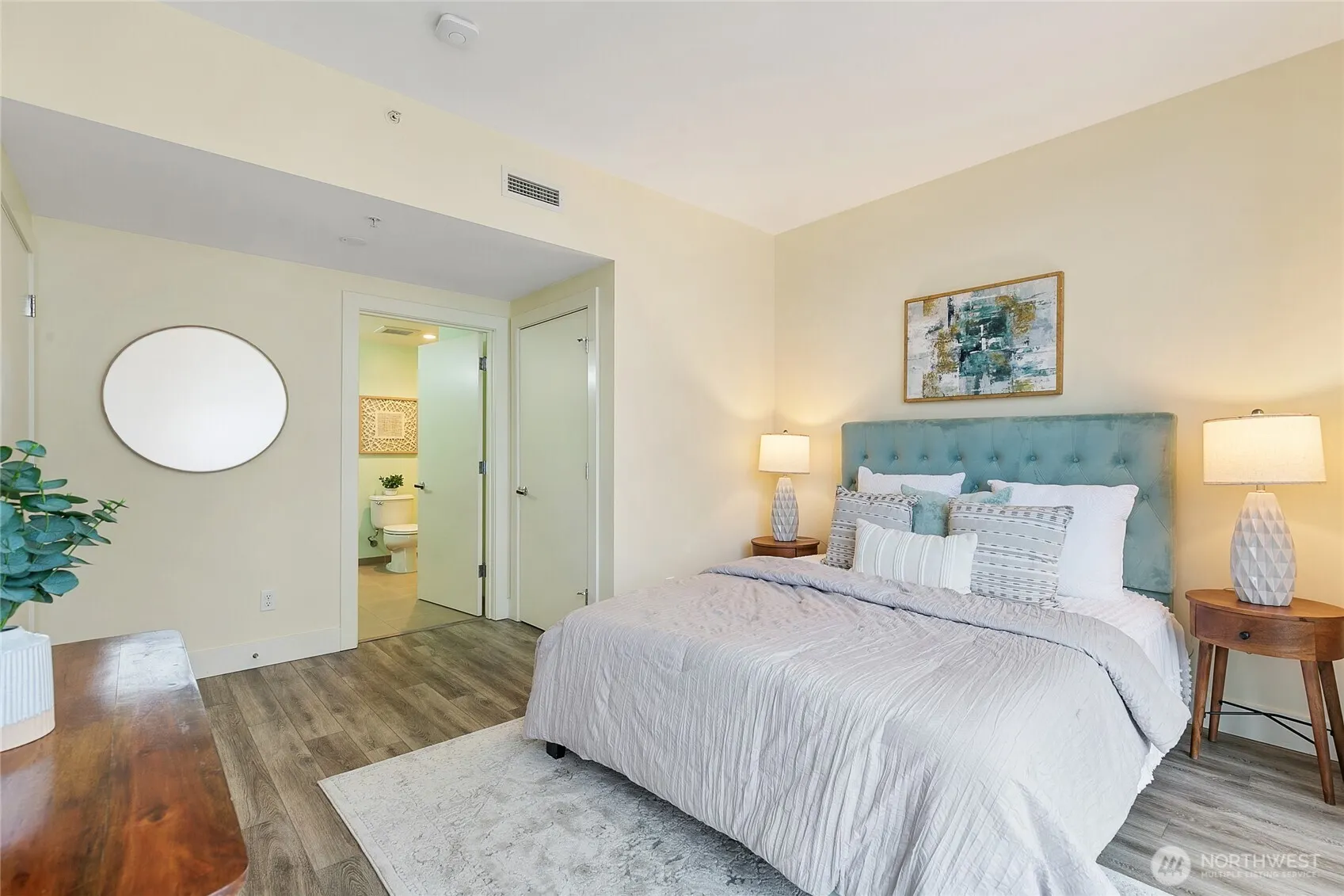 2911 2nd Avenue #1003, Seattle, WA 98121