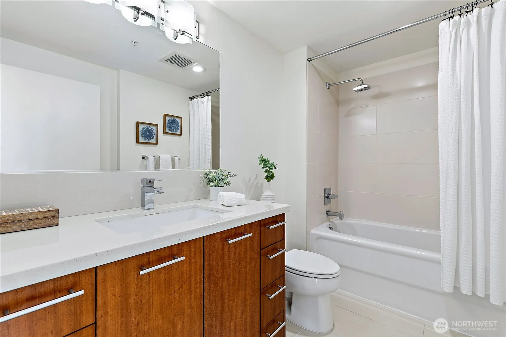 2911 2nd Avenue #1003, Seattle, WA 98121