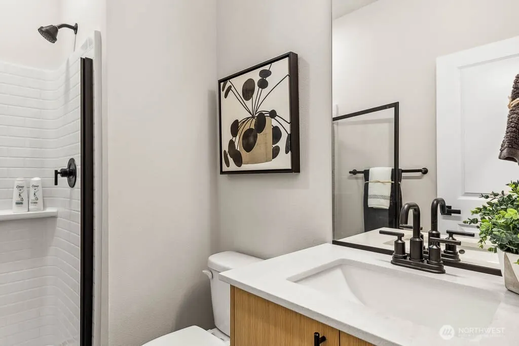16111 36TH Avenue W #E9, Lynnwood, WA 98087