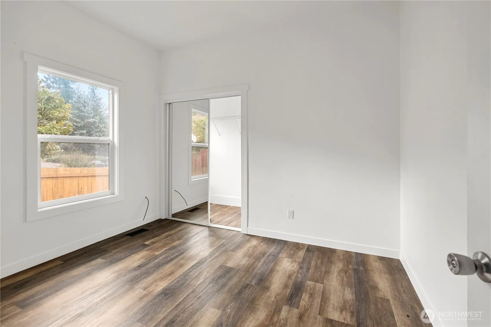 112 Kennebeck Avenue S, Kent, WA 98030