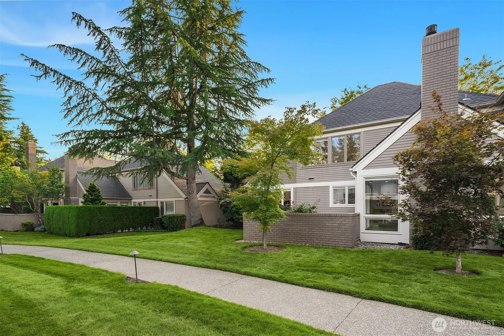 1778 Bellevue Way NE, Bellevue, WA 98004