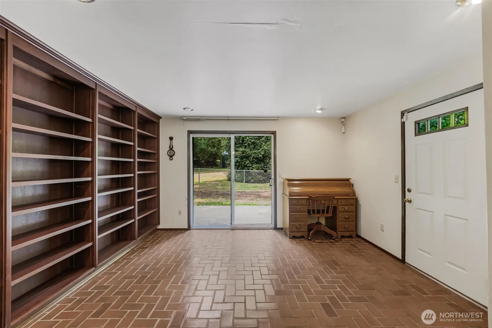 18630 SE 216th Street , Renton, WA 98058